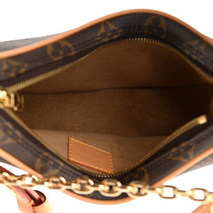 Louis Vuitton Monogram Loop 5 of 10