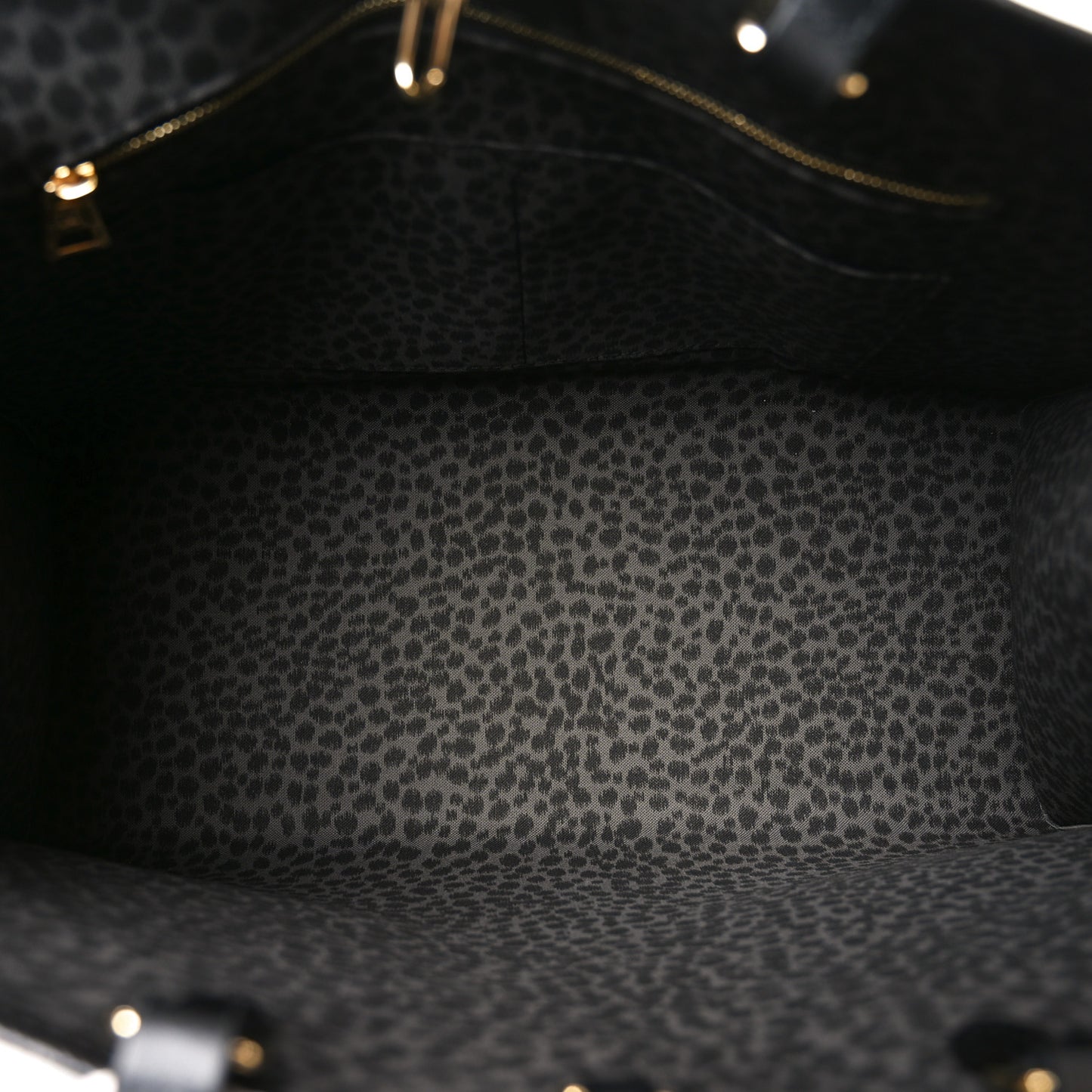 Monogram Giant Wild At Heart Onthego GM Black