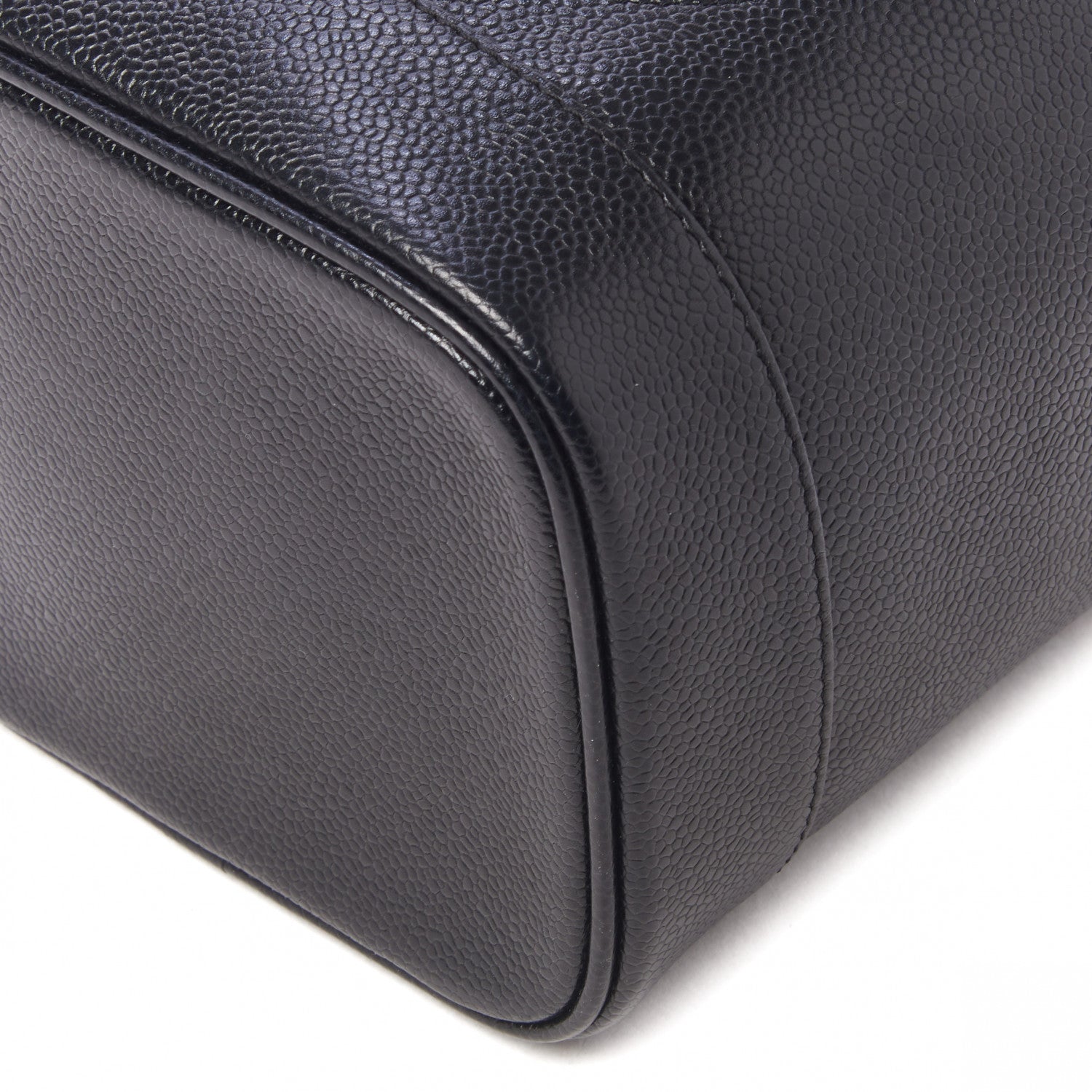 Chanel Caviar Vanity Cosmetic Case Black 4 of 8