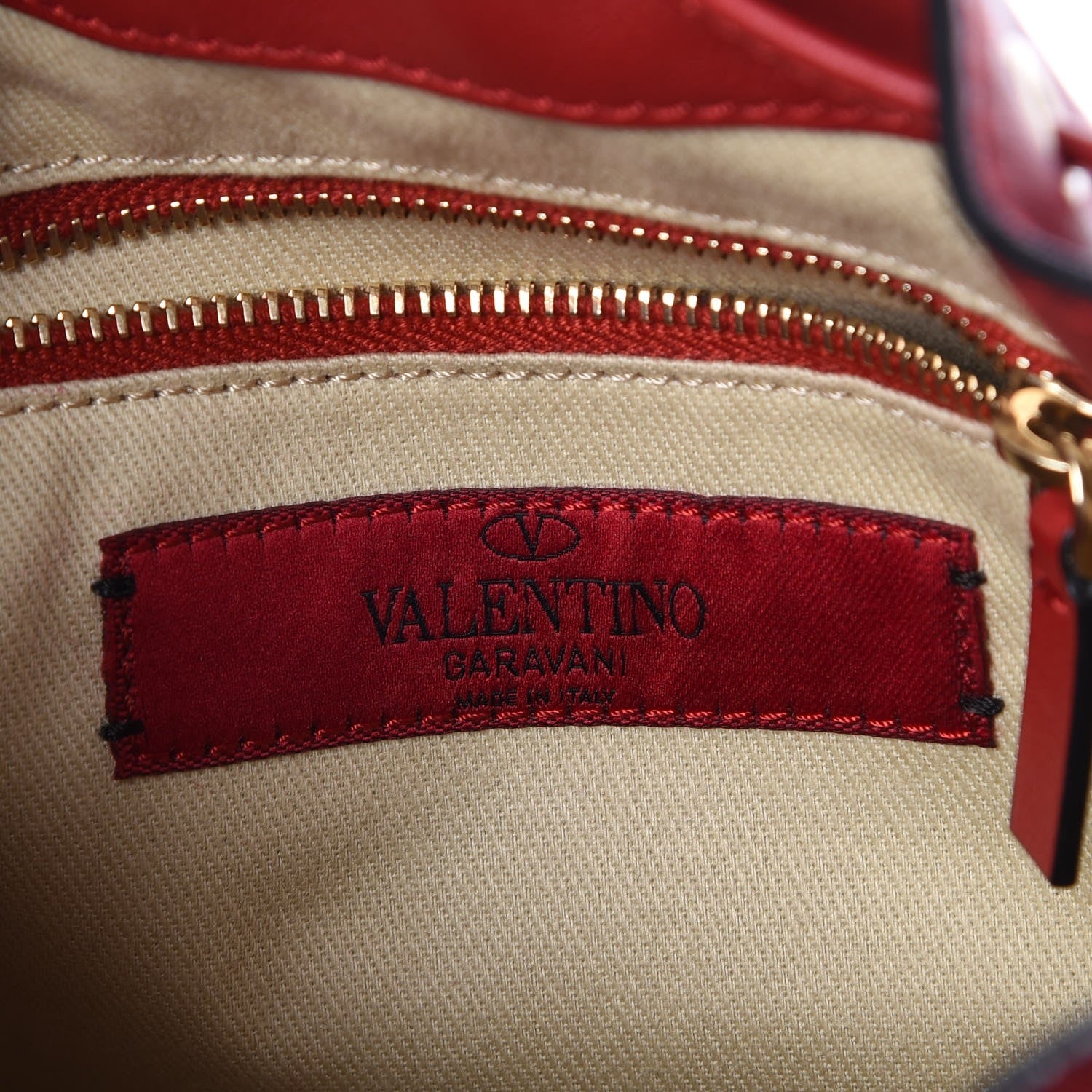 Valentino Garavani Vitello Rockstud Bucket Bag Rosso Valentino 8 of 8