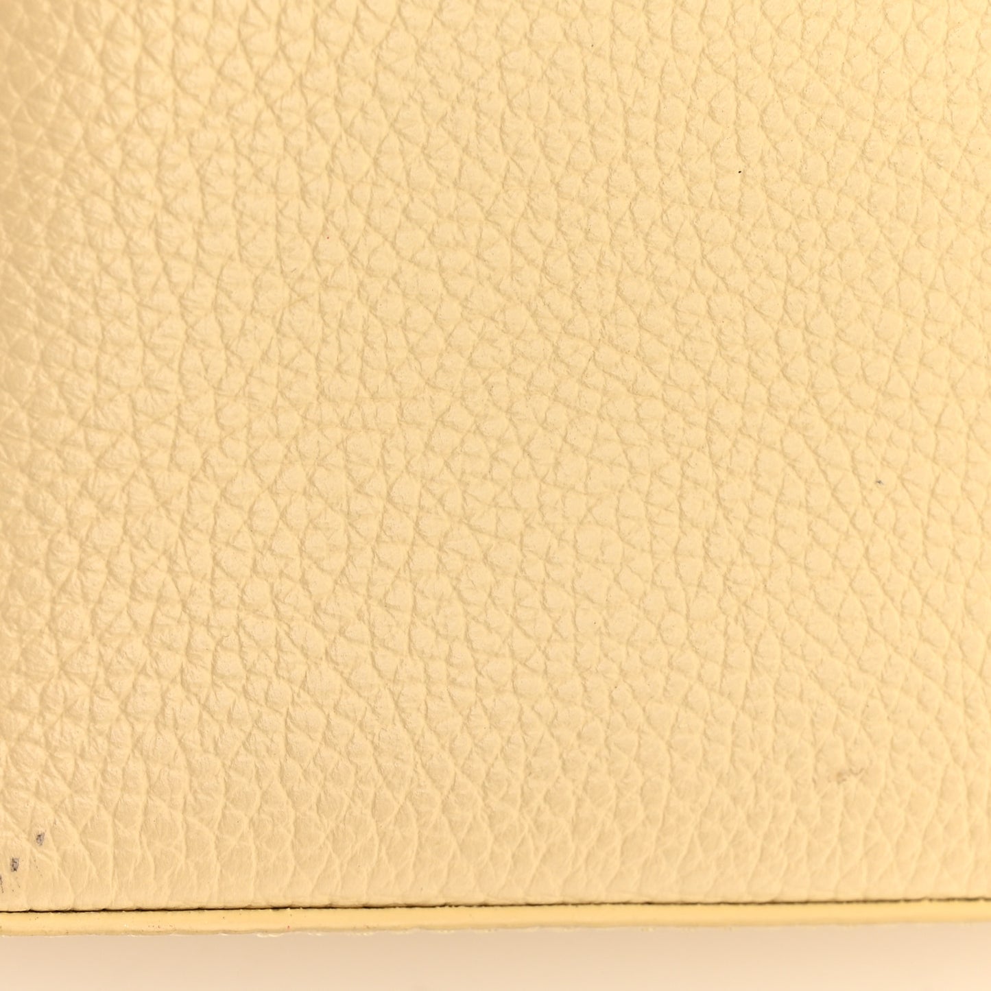 Taurillon Snakeskin Mini Capucines Banane