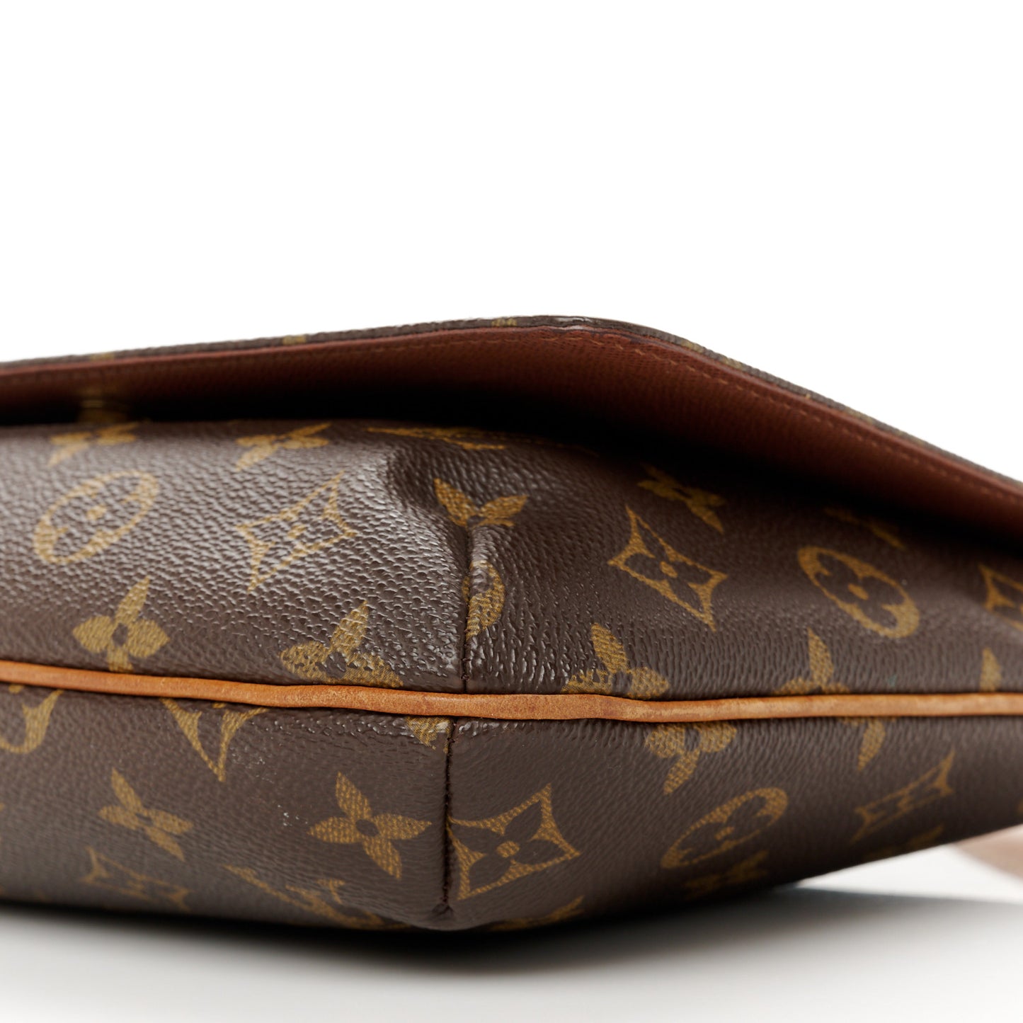Monogram Musette Tango
