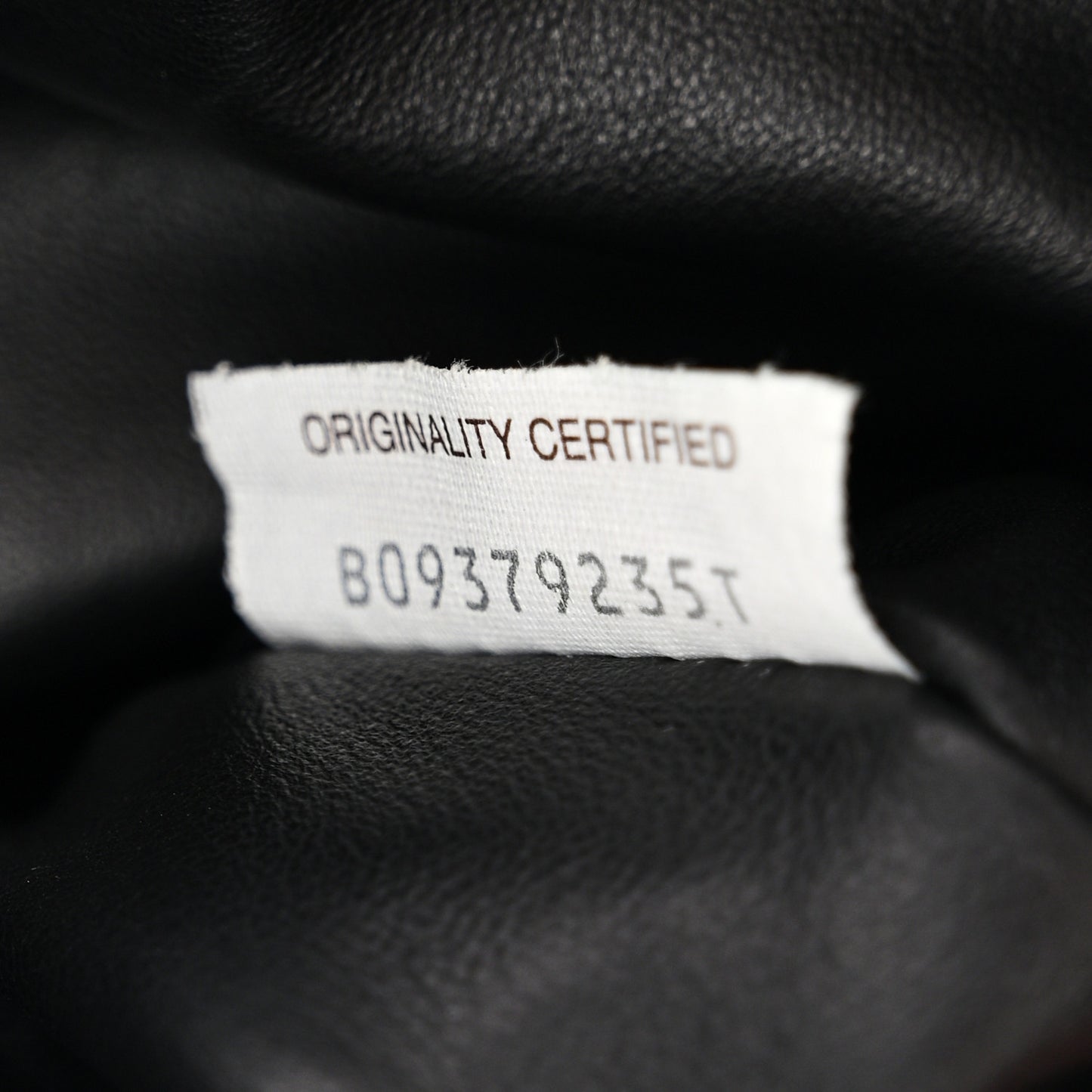 Calfskin Mini BV Twist Black