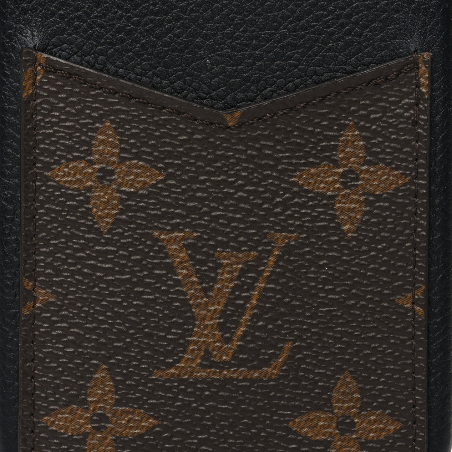 Monogram Pallas iPhone 15 Pro Bumper Black