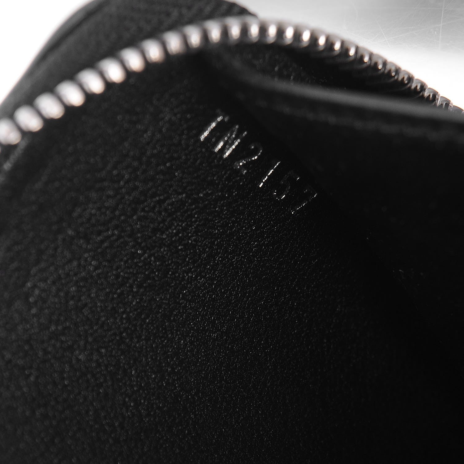 Louis Vuitton Mahina Zippy Wallet NM Black 7 of 8