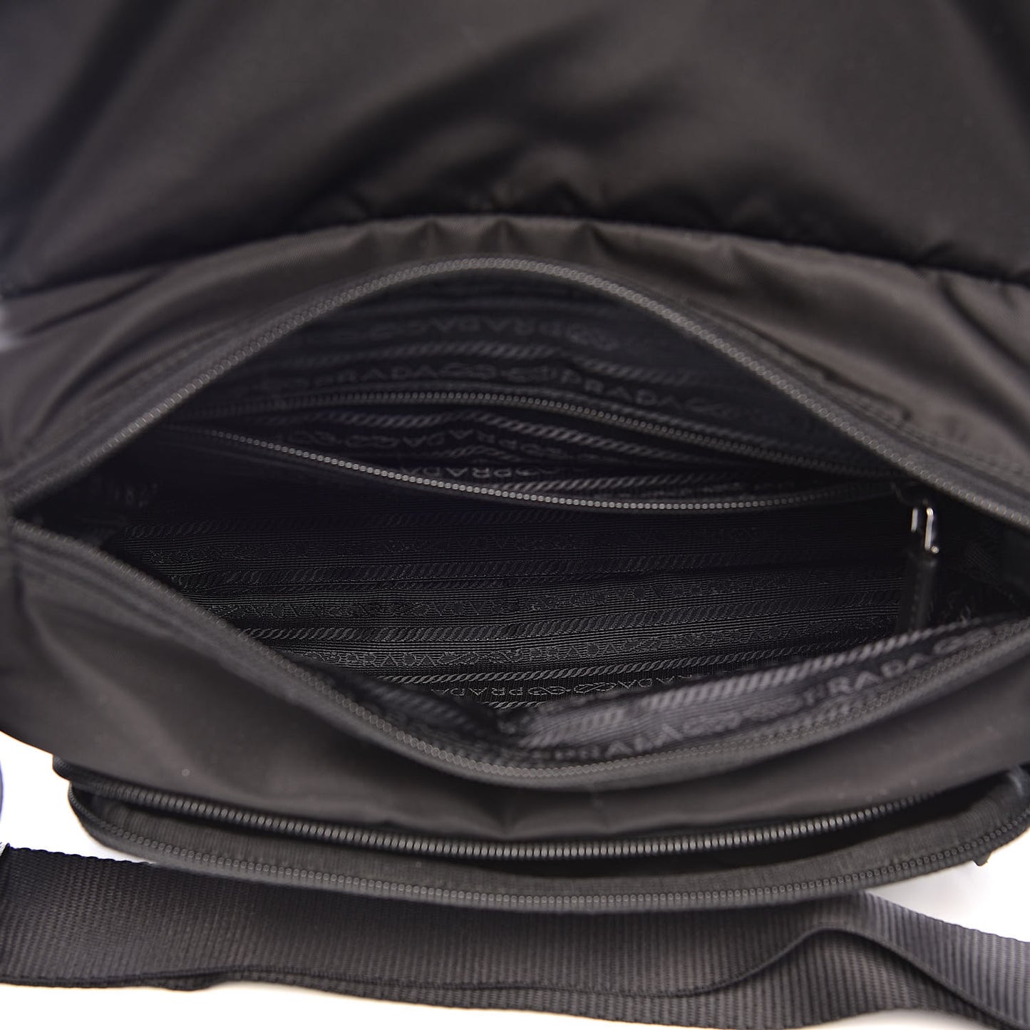 Nylon Vela Sport Messenger Bag Black