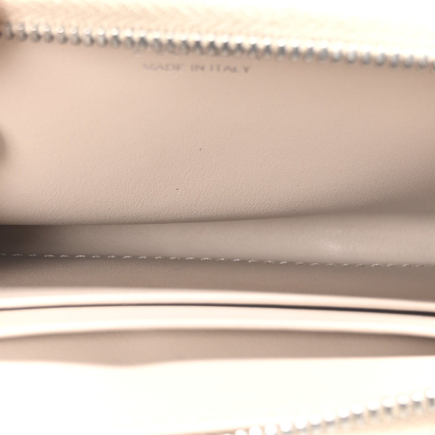 Saffiano Metal Zip Around Keychain Cipria