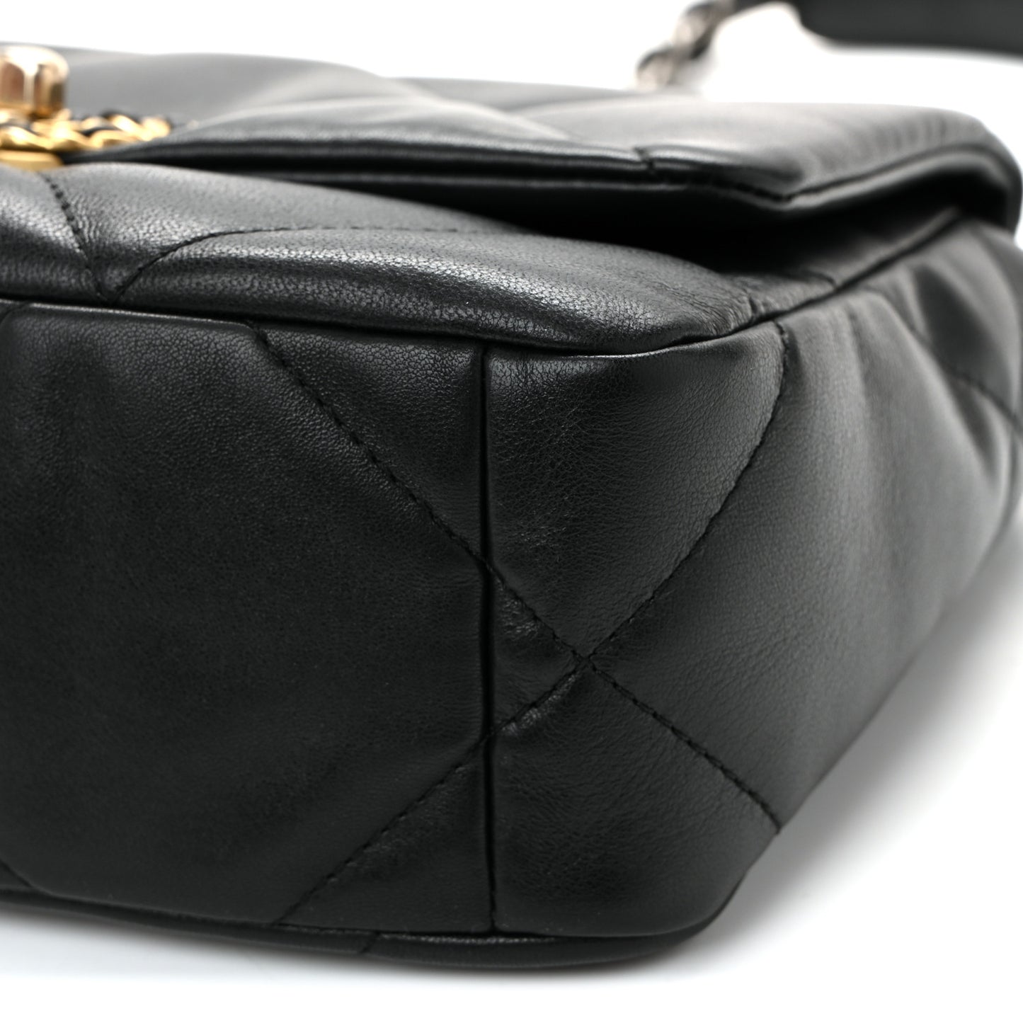 Lambskin Quilted Medium Chanel 19 Flap Black