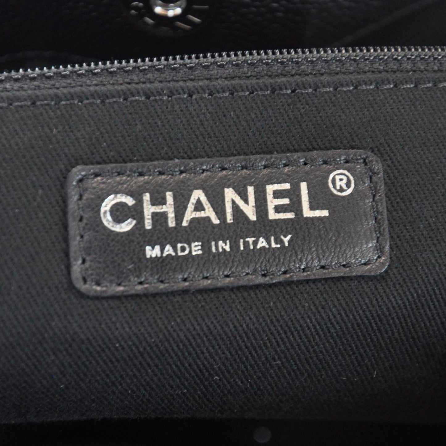 Caviar Timeless Tote Black