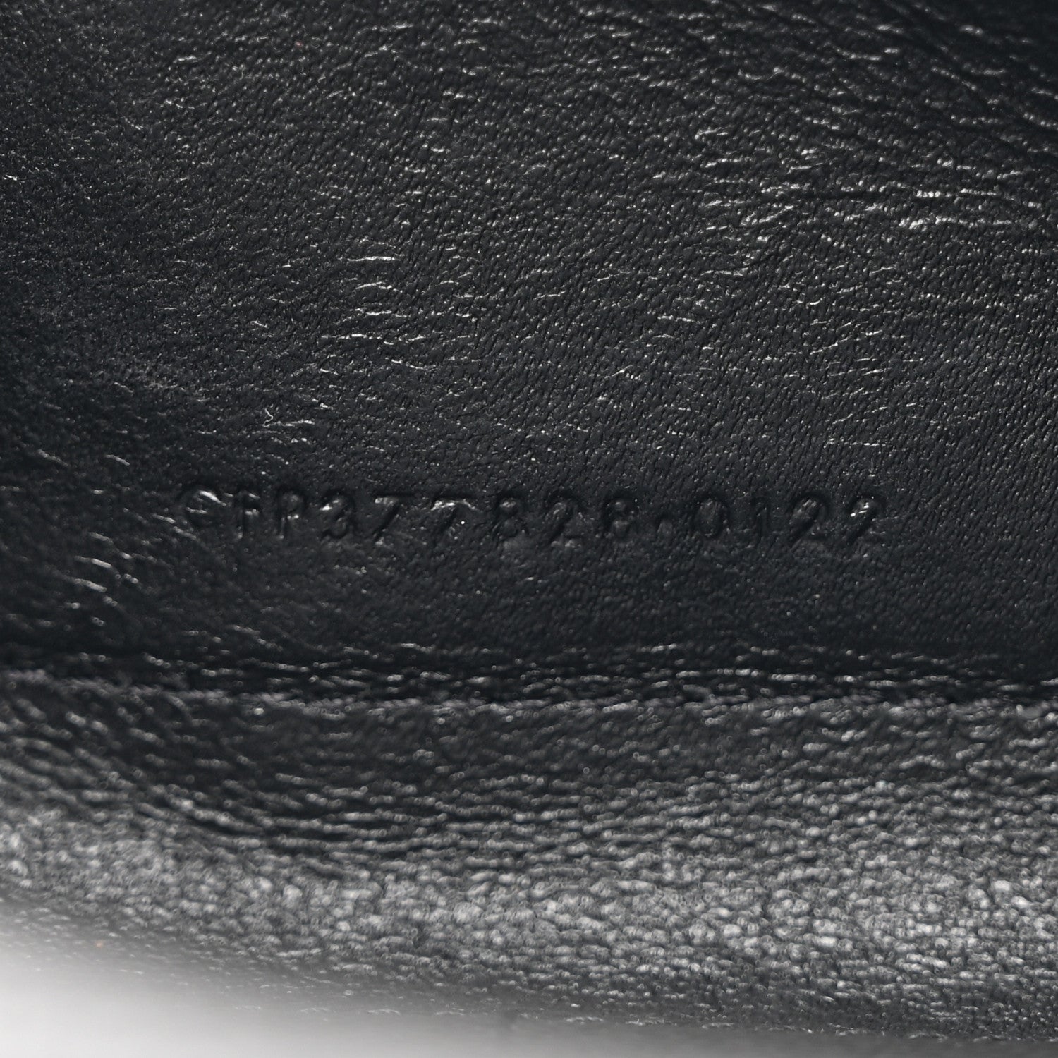 Saint Laurent Grain De Poudre Matelasse Chevron Monogram Chain Wallet Black 7 of 12