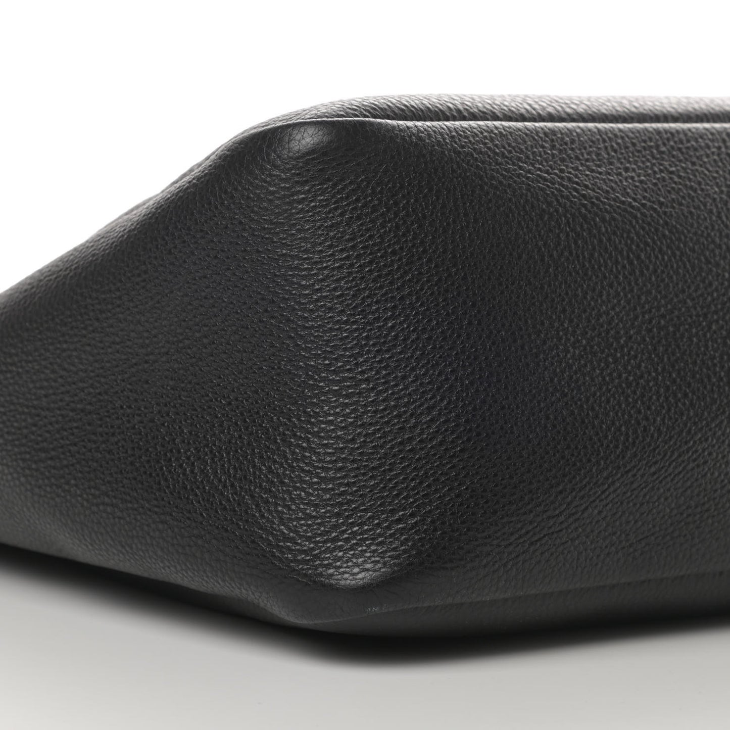 Vitello Daino Soft Large Dynamique Tote Black