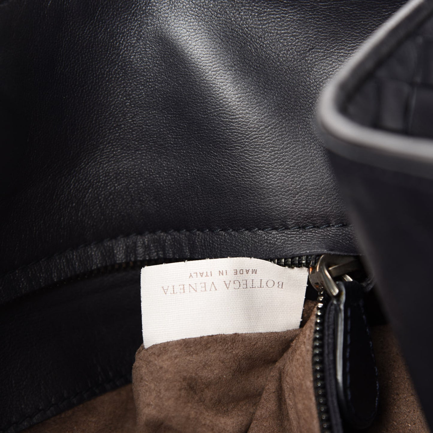 Nappa Intrecciato Shoulder Black