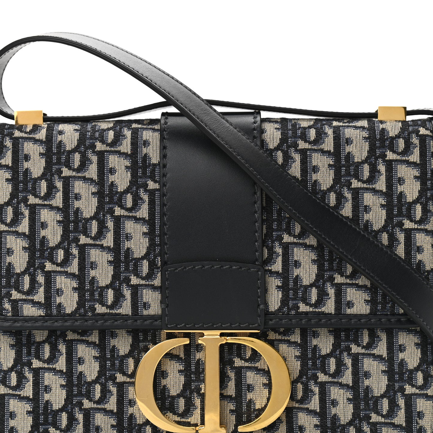 Oblique 30 Montaigne Flap Bag Blue