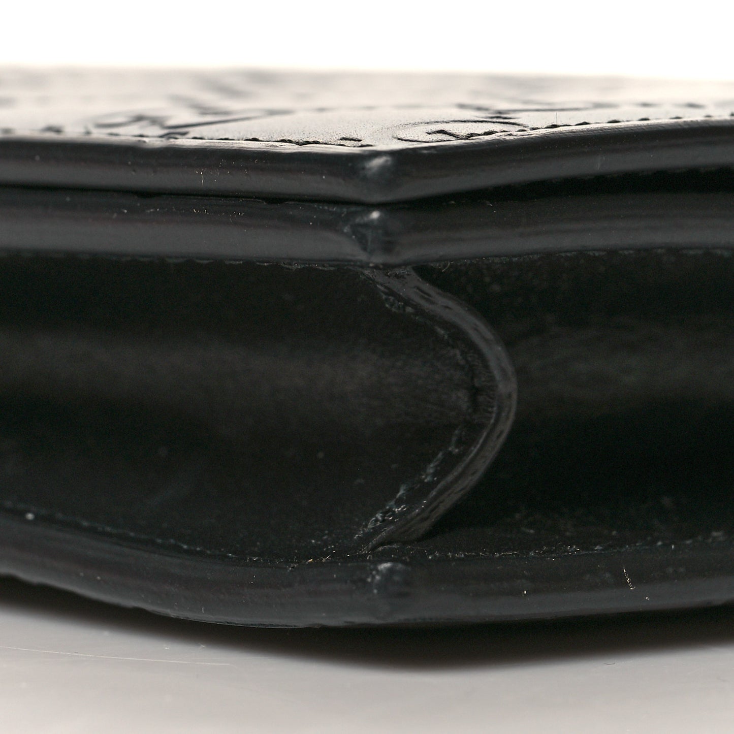 Guccissima Signature Bowy Chain Wallet Black