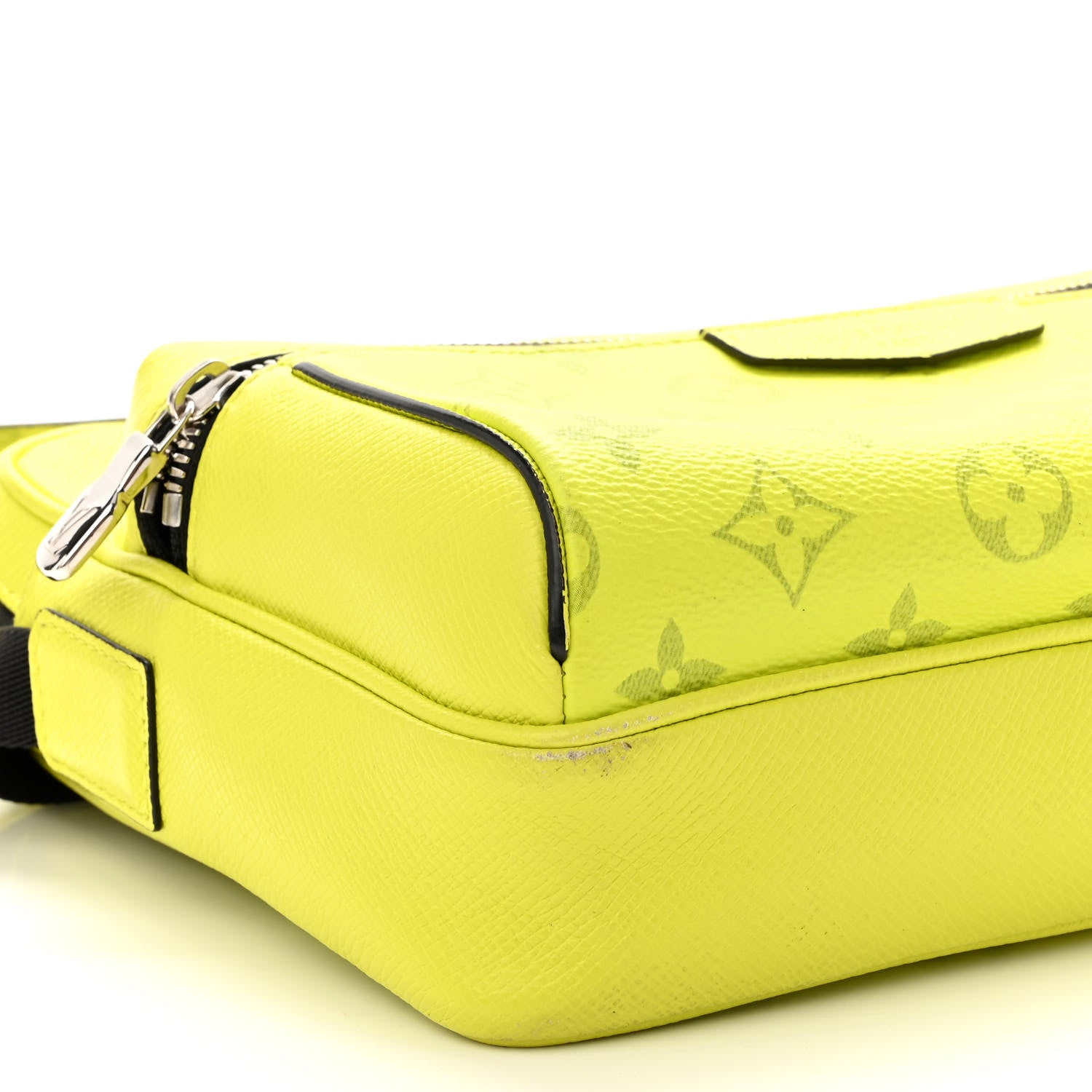 Louis Vuitton Taigarama Outdoor Messenger Yellow 8 of 10
