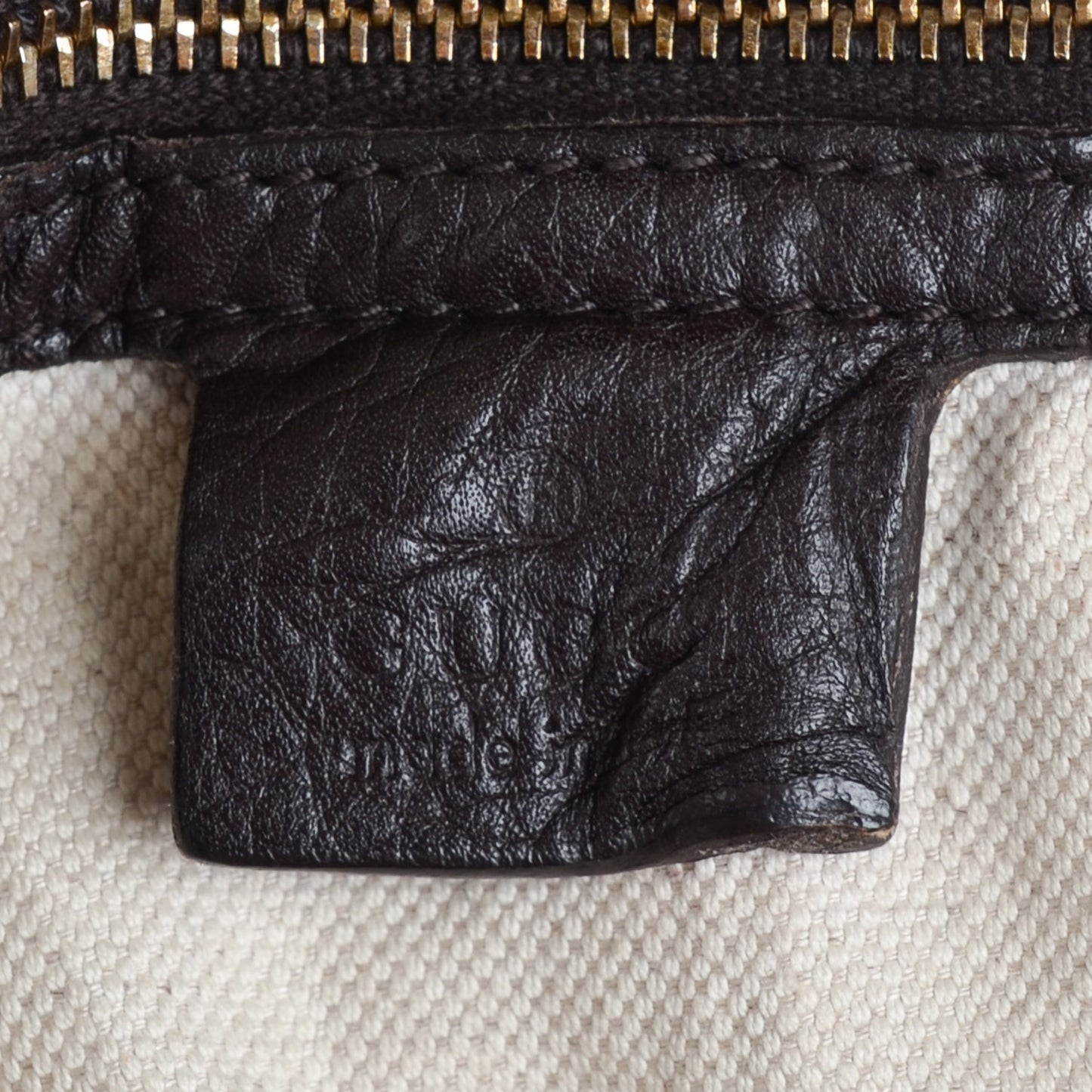 Pebbled Calfskin Medium Heritage Shoulder Bag