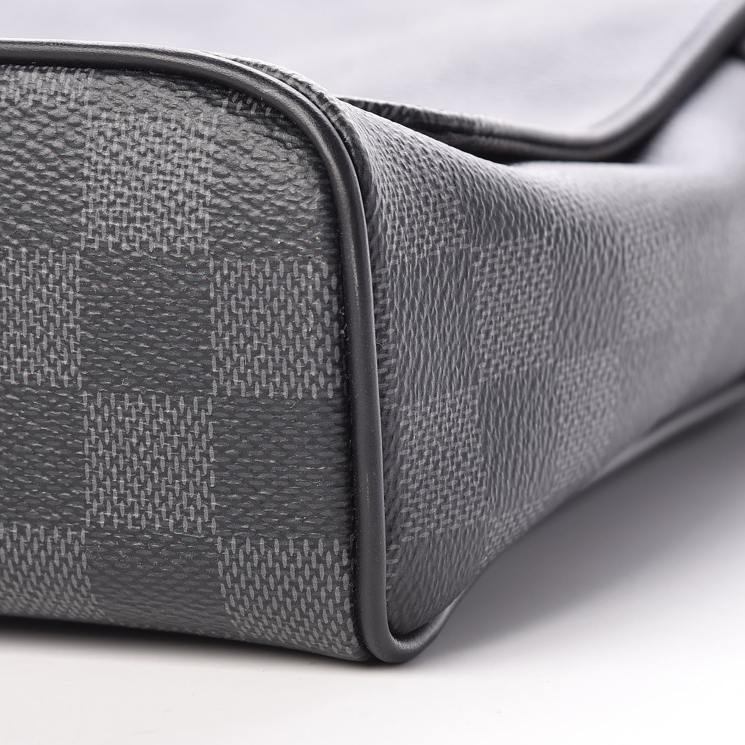 Louis Vuitton Damier Graphite District PM 9 of 9