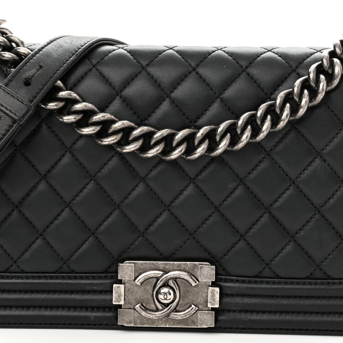 Lambskin Quilted Medium Boy Flap Black