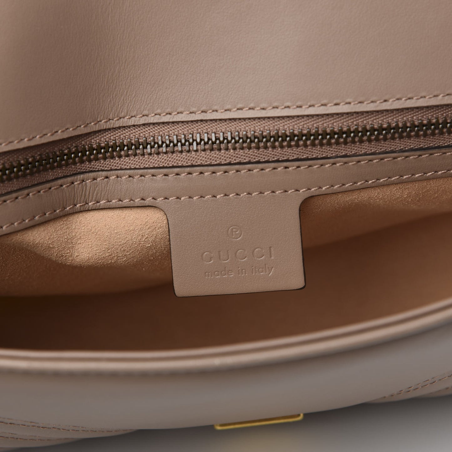 Calfskin Matelasse Small GG Marmont Shoulder Bag Porcelain Rose