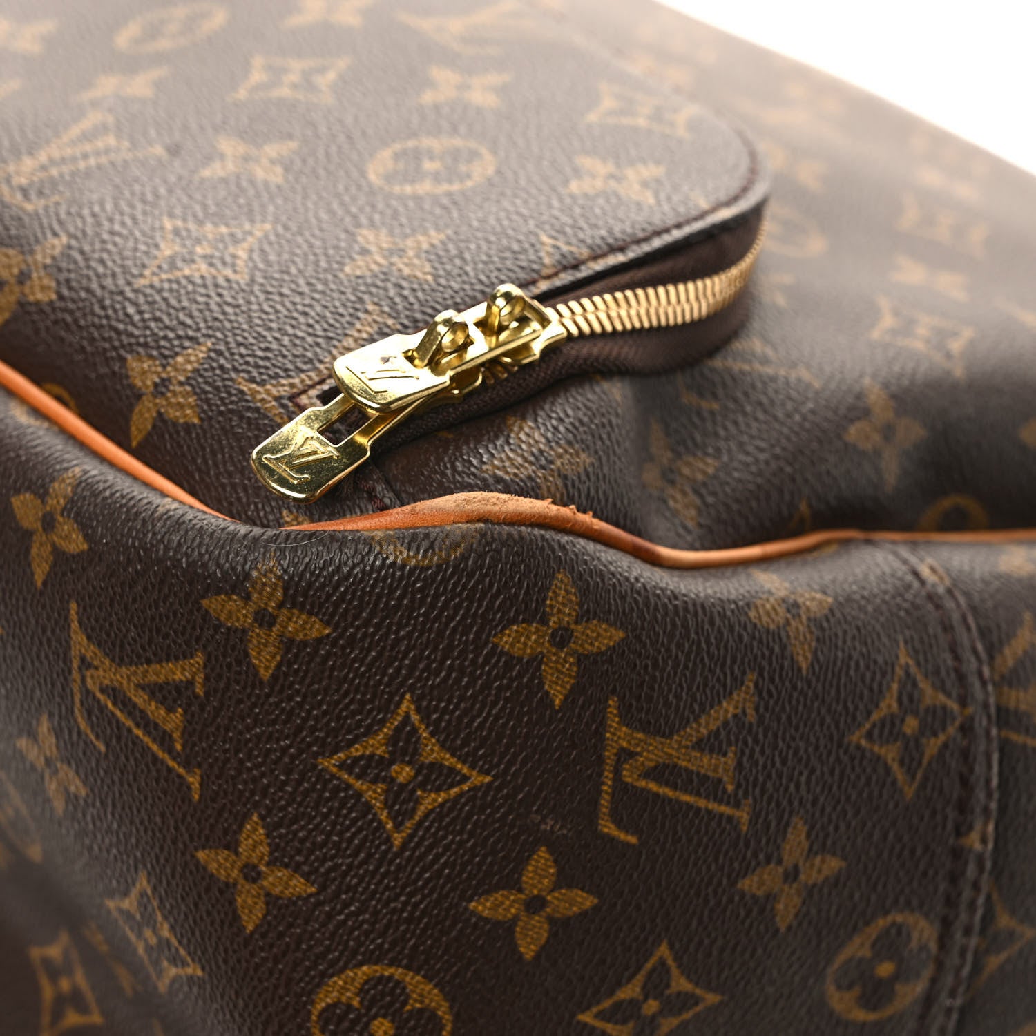 Louis Vuitton Monogram Evasion Sports Bag 11 of 12