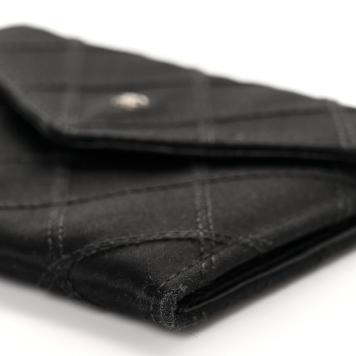 Satin Stitched Compact Card Case Black