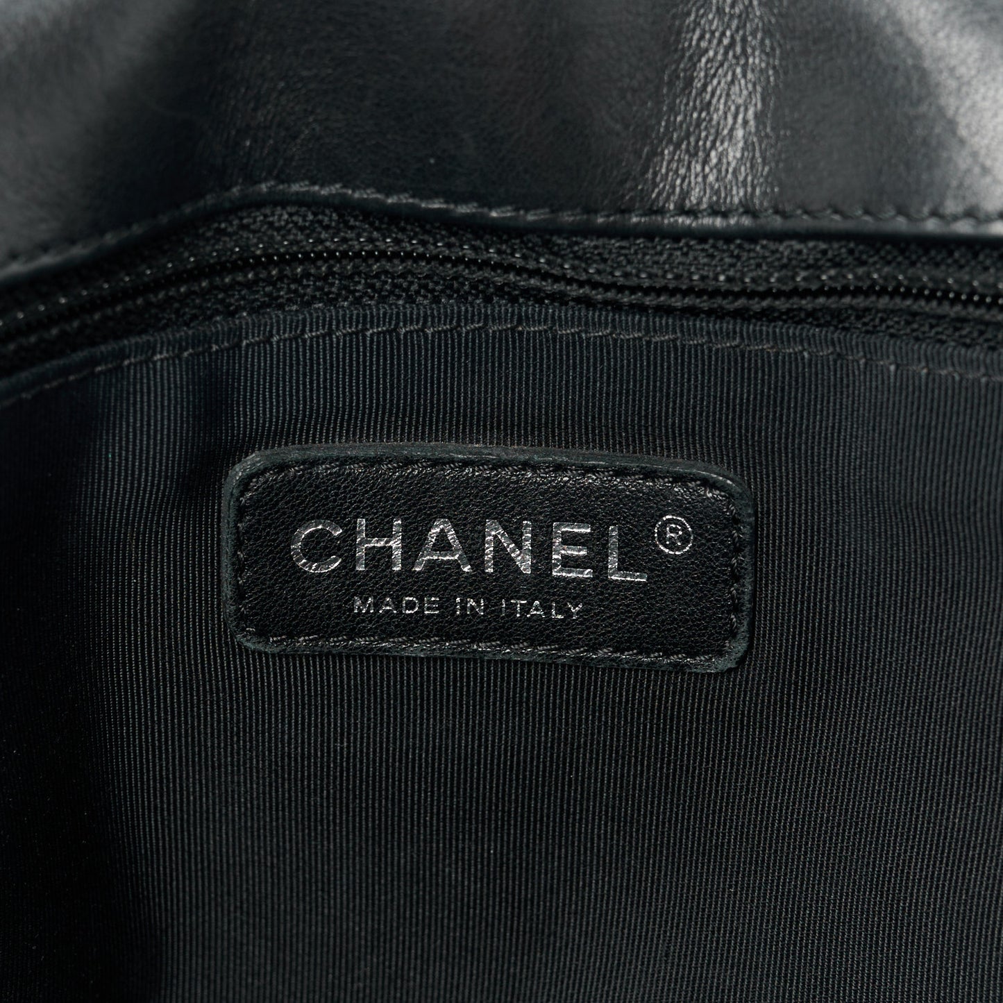 Calfskin Quilted Large Boy Flap Black
