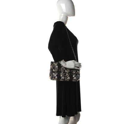 Chanel Tweed Quilted Flap Navy White 2 of 27