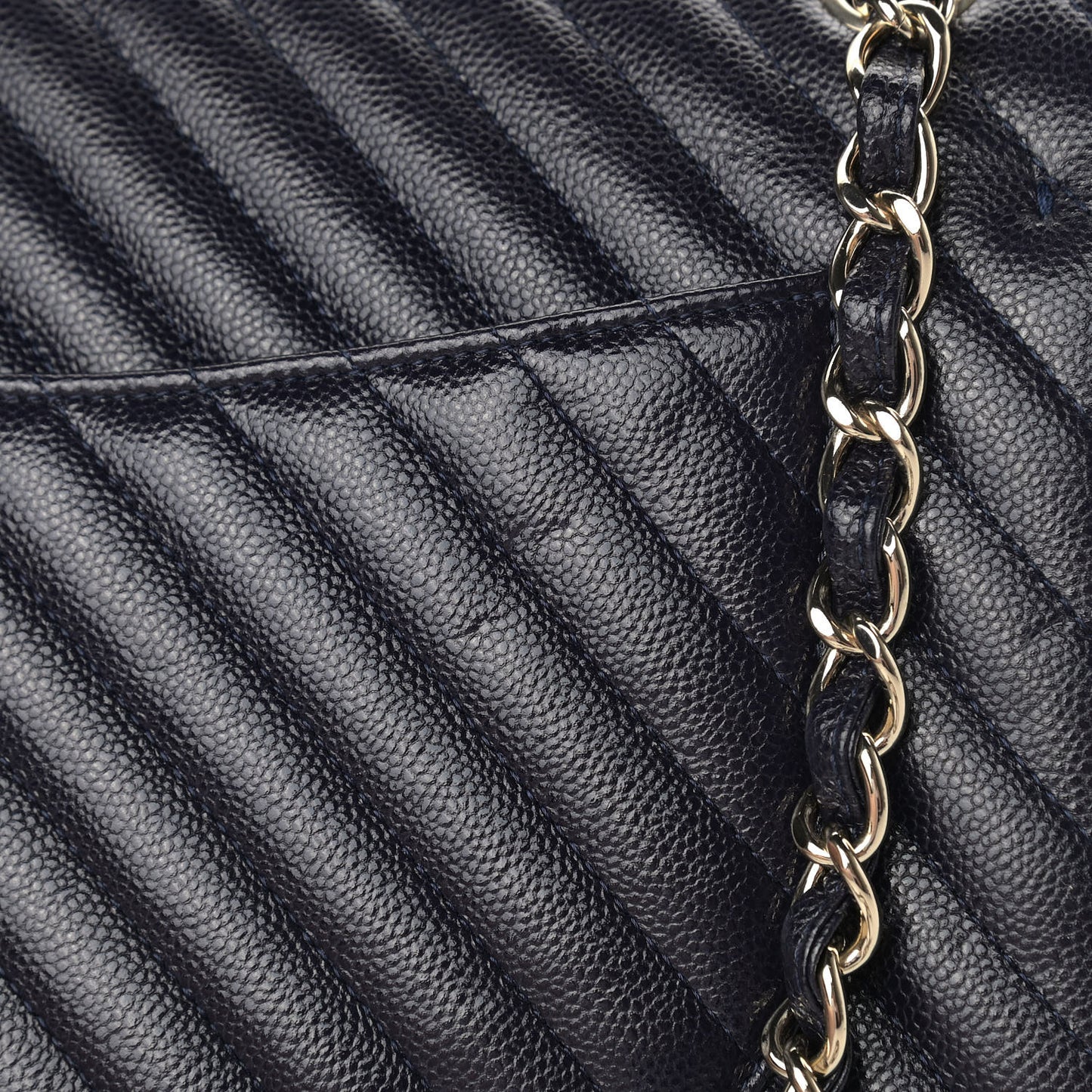 Caviar Chevron Quilted Jumbo Double Flap Navy