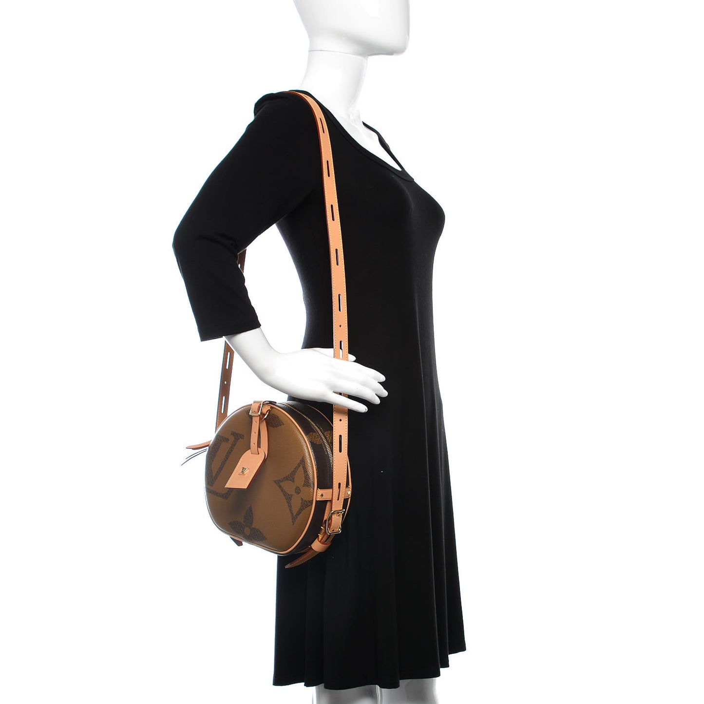 Reverse Monogram Giant Boite Chapeau Souple