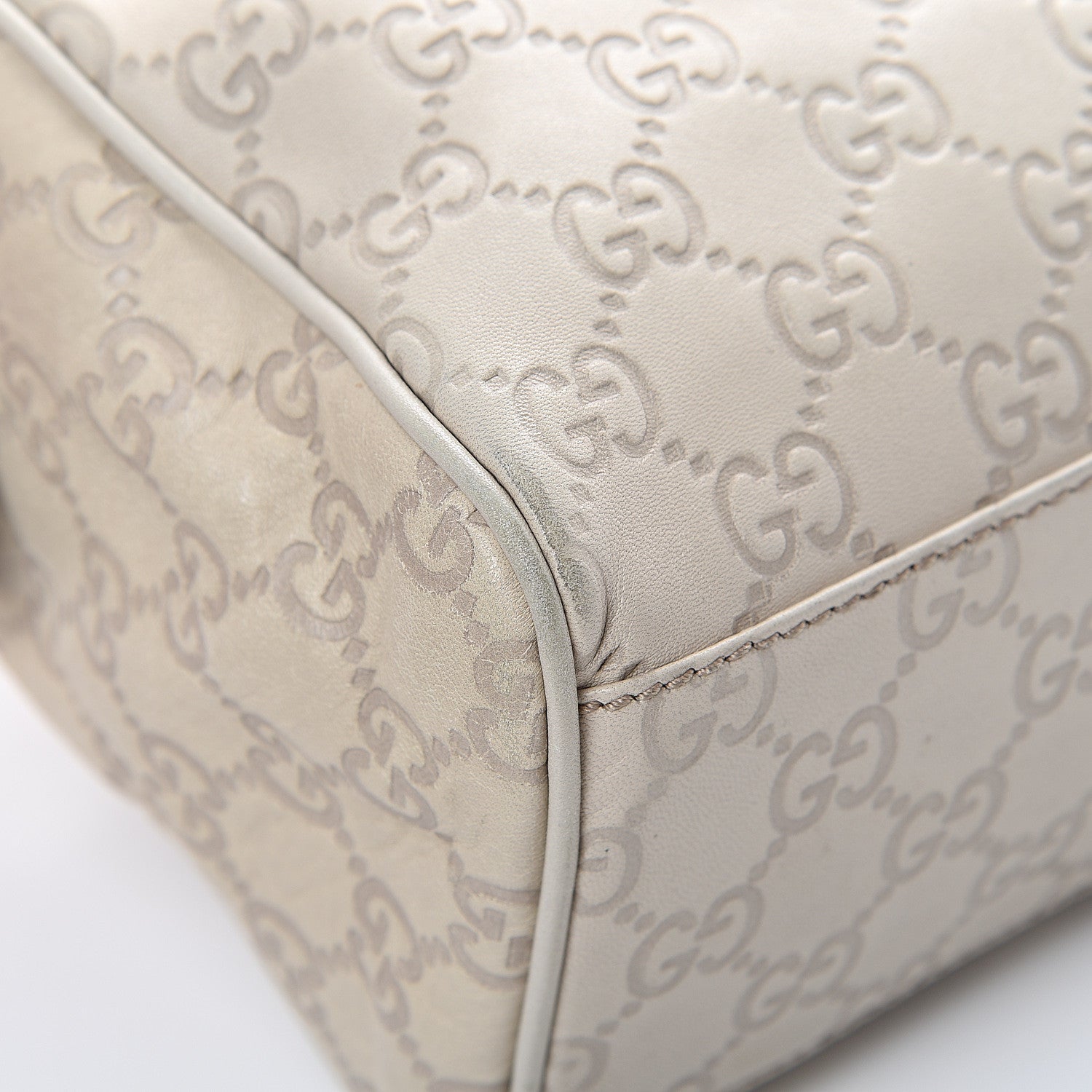 Gucci Guccissima Small Boston White 11 of 15