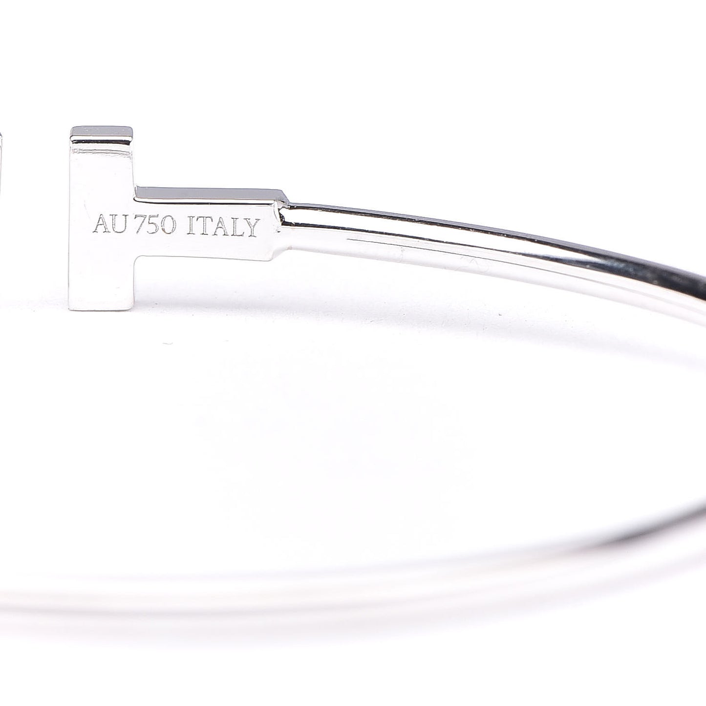 18K White Gold Narrow T Wire Bracelet
