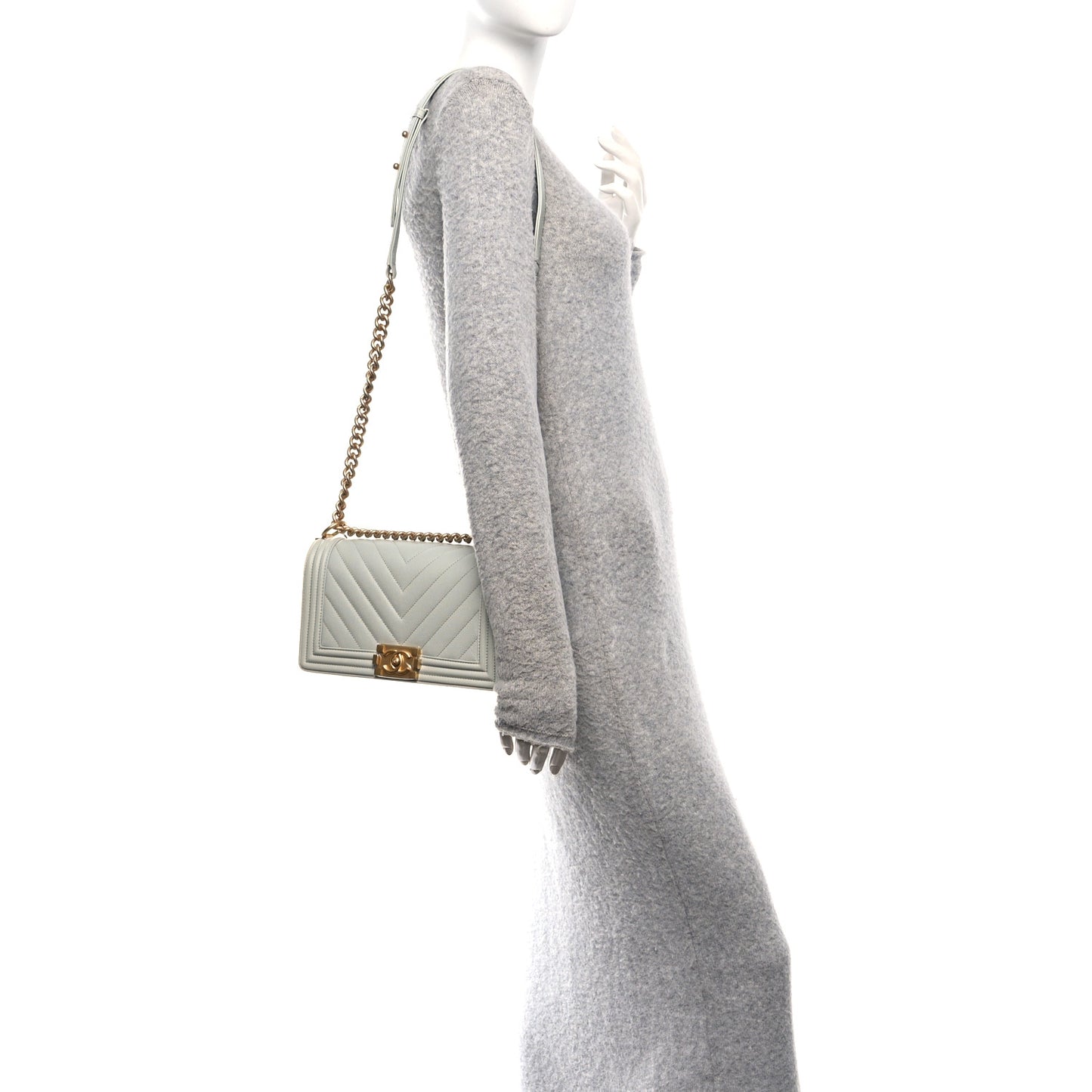Caviar Chevron Quilted Medium Boy Flap Light Grey