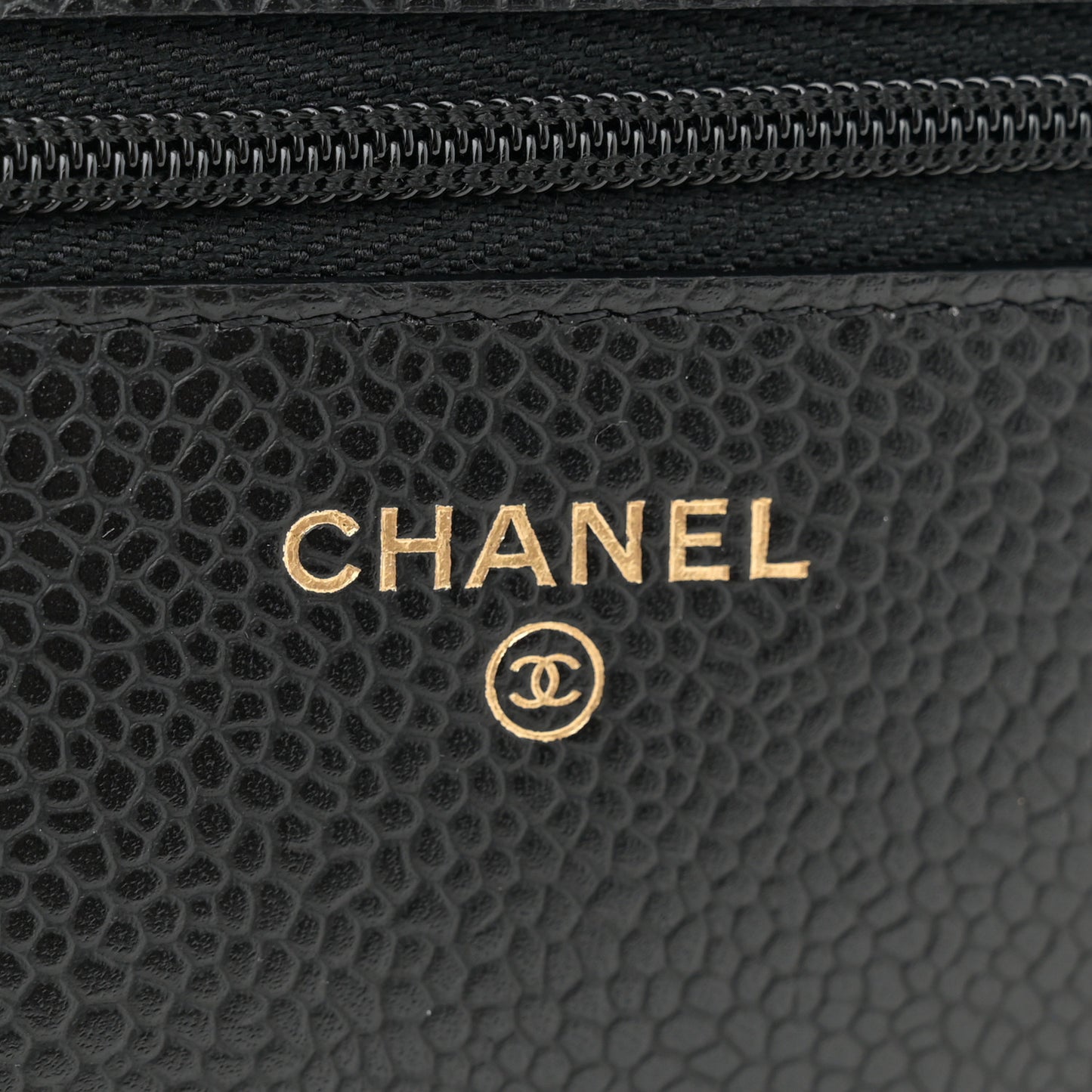 Caviar Quilted Wallet on Chain WOC Black