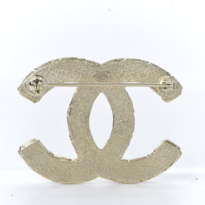 Chanel Crystal CC Brooch Light Gold 2 of 3