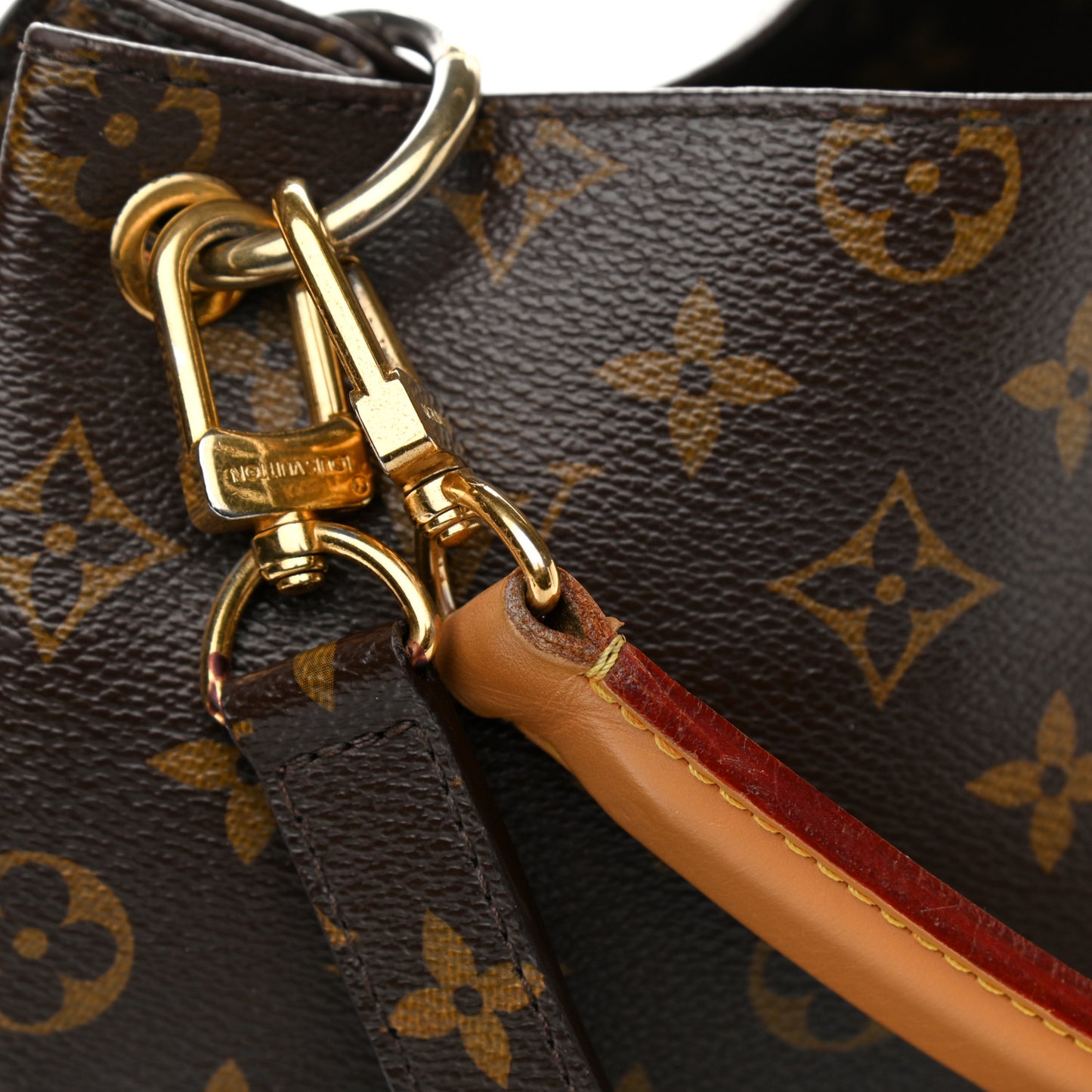 Monogram Metis
