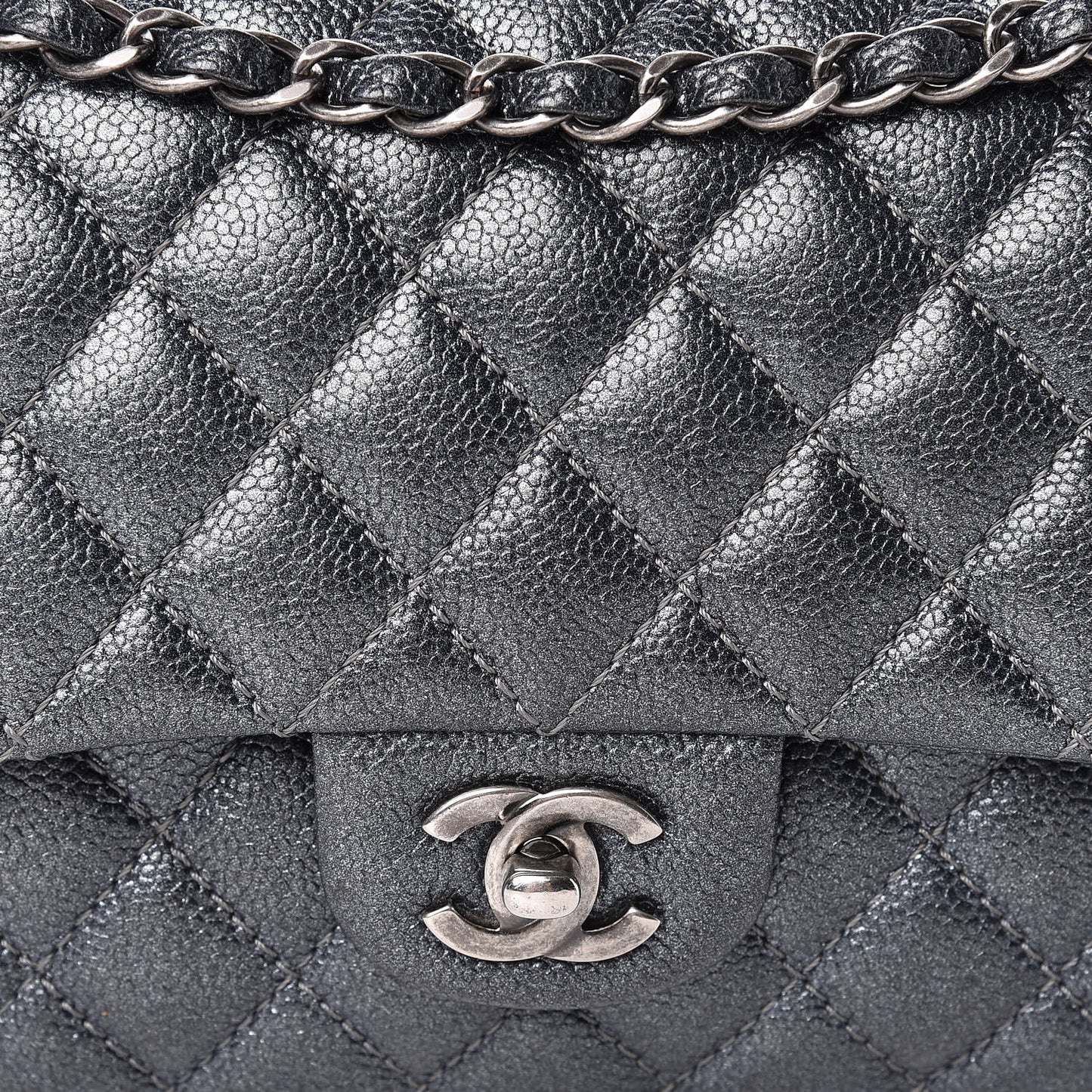 Pearly Caviar Quilted Medium Double Flap Grey