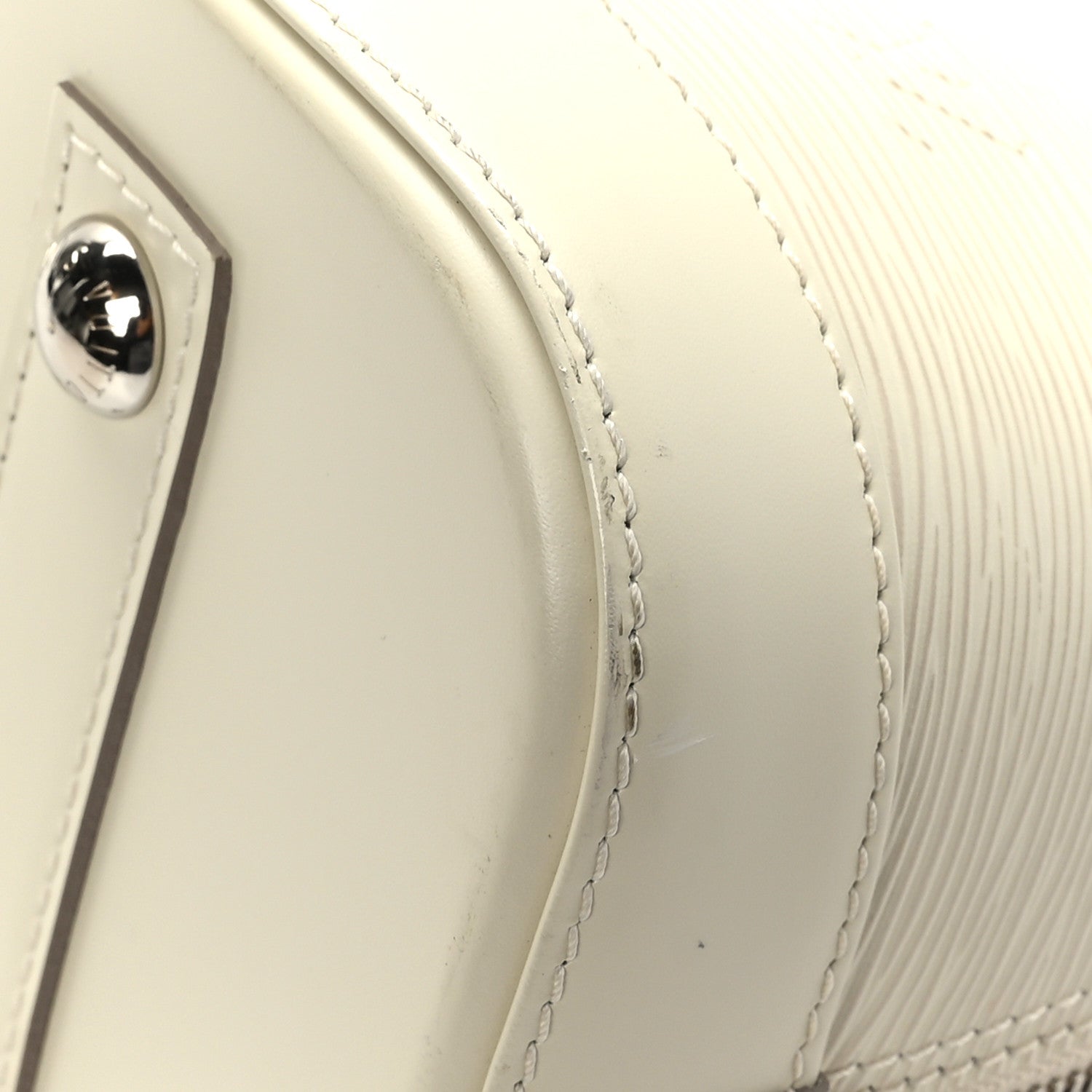 Louis Vuitton Epi Alma PM Ivory 8 of 10