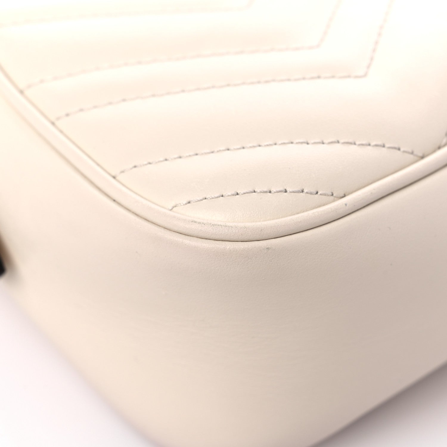 Gucci Calfskin Matelasse Small GG Marmont Chain Shoulder Bag White 9 of 17