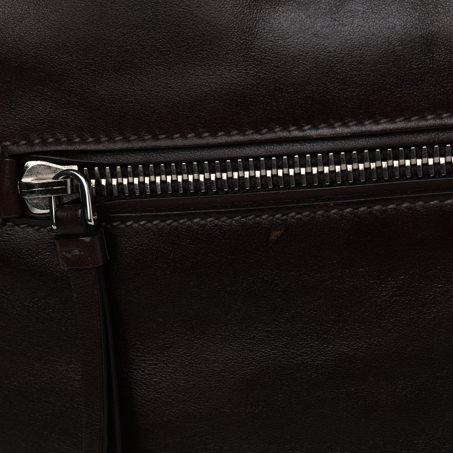 Vitello Soft Calfskin Shopping Tote Nocciolo