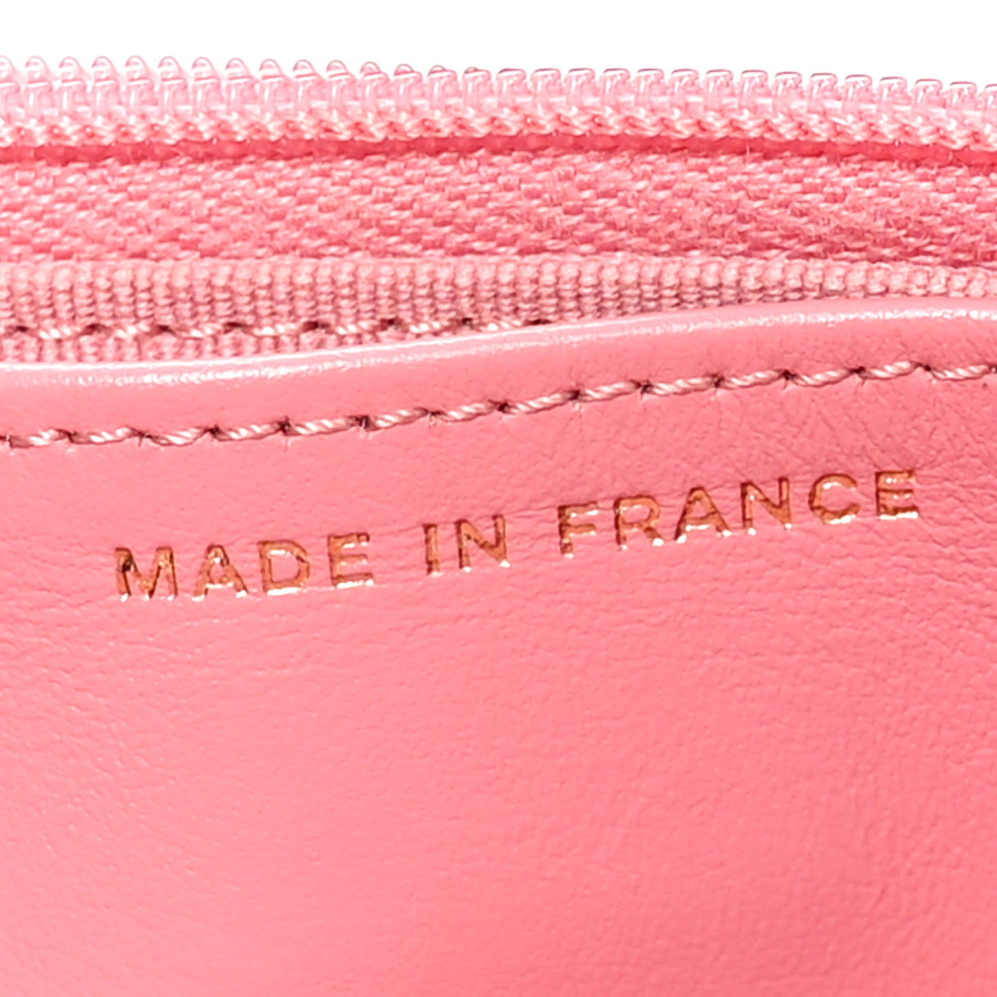 Caviar Quilted Wallet On Chain WOC Dark Pink