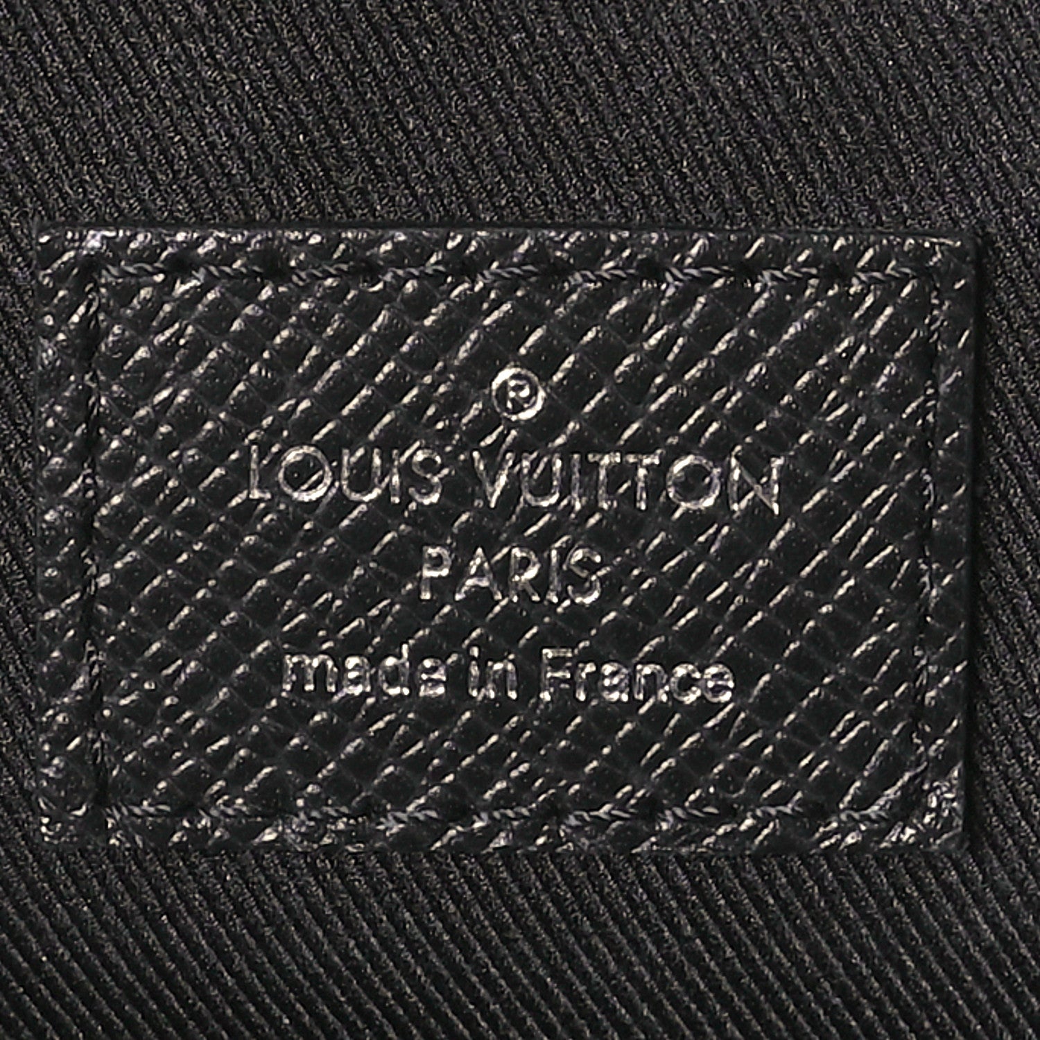 Louis Vuitton Taiga District PM Black 6 of 10