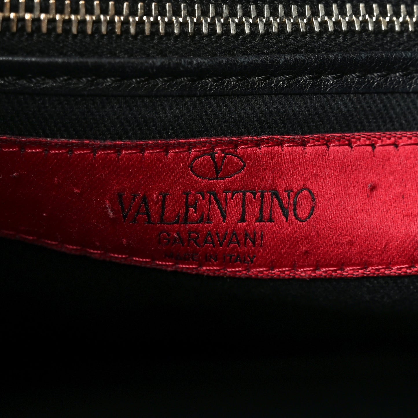 Vitello Calfskin Small Rockstud Flip-Lock Messenger Bag Black