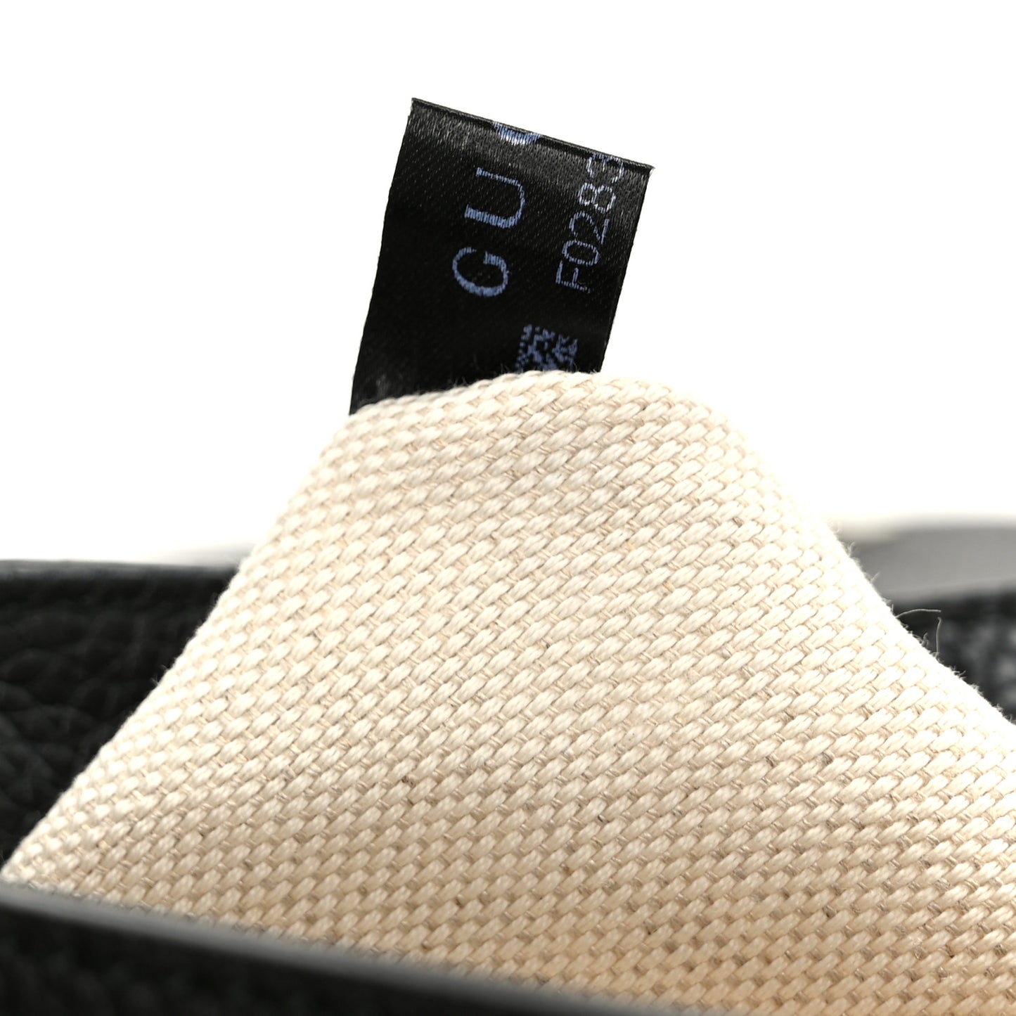 Pebbled Calfskin Medium Soho Flap Crossbody Black