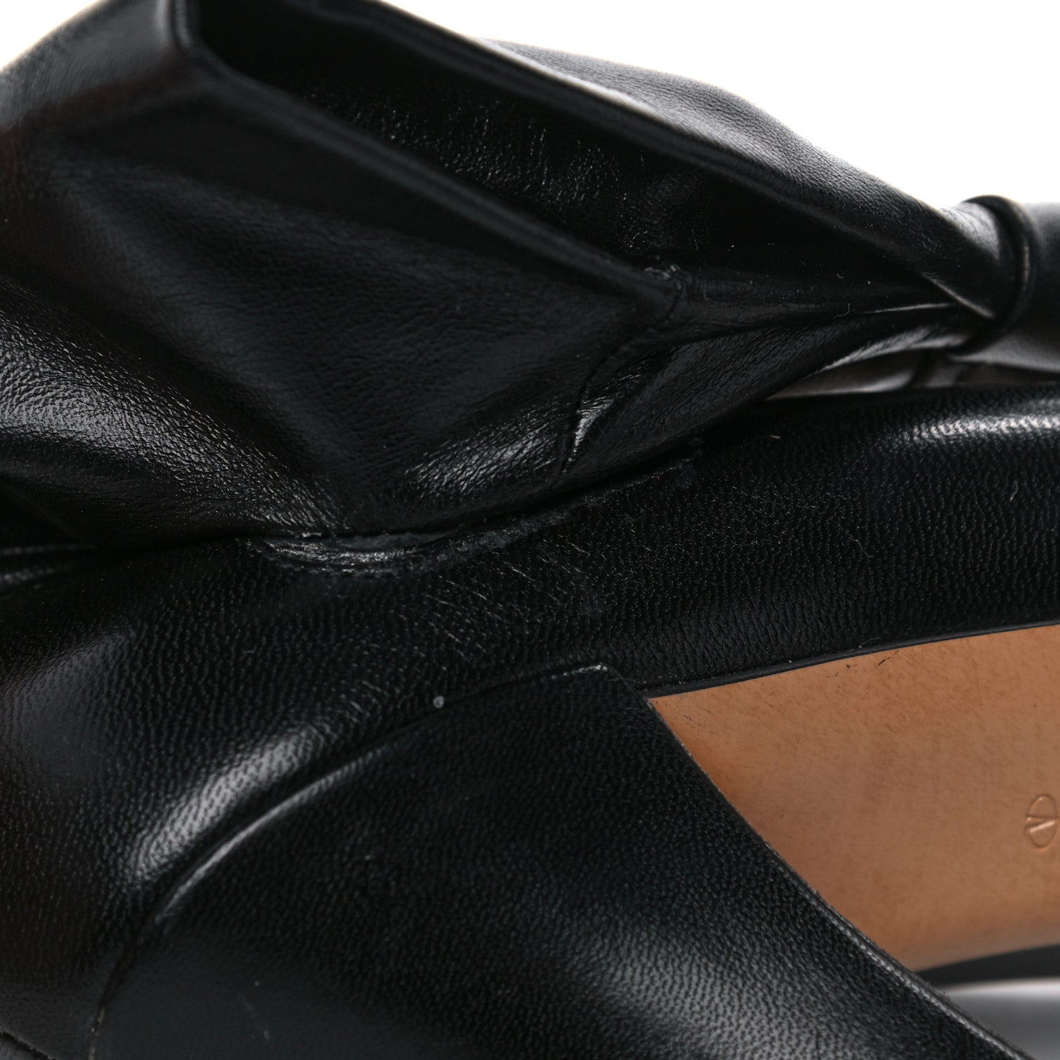Valentino Garavani Nappa Bow Pointed Toe 85mm Pumps 38 Black 9 of 16