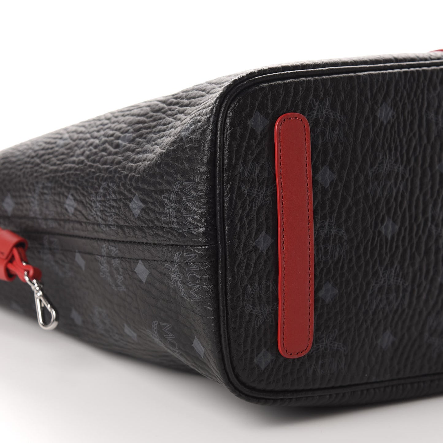 Visetos Medium Liz Reversible Shopper Tote Black Red