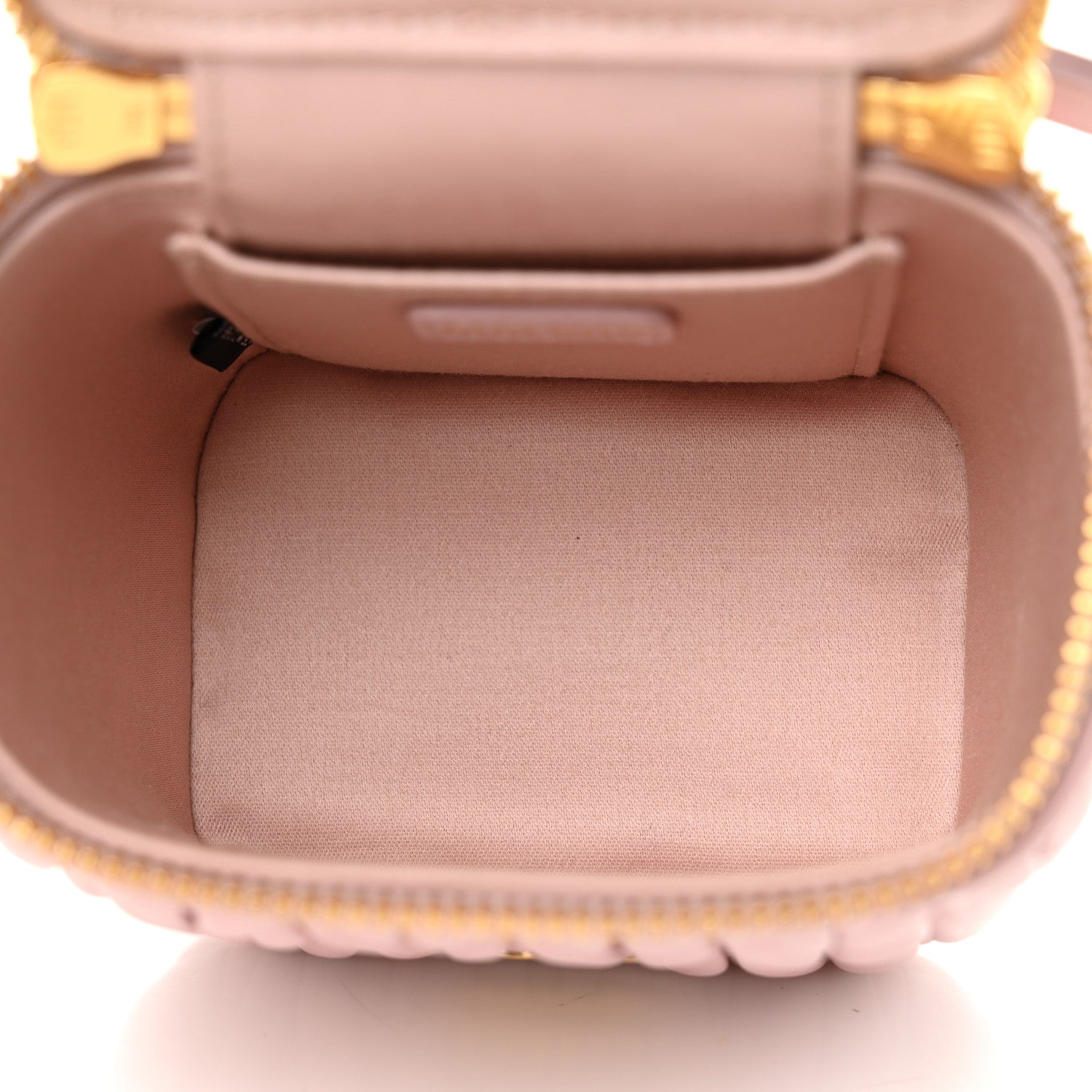 Miu Miu Nappa Matelasse Micro Vanity Case Alabastro 6 of 12