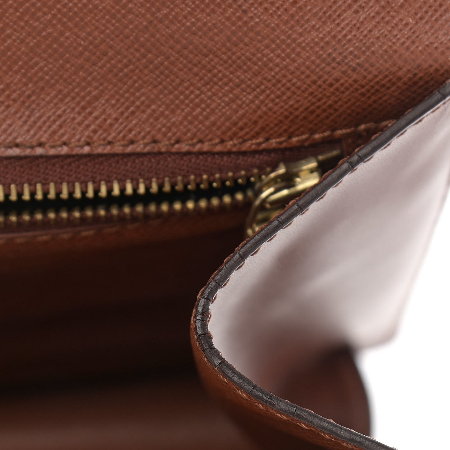 Monogram Monceau 26