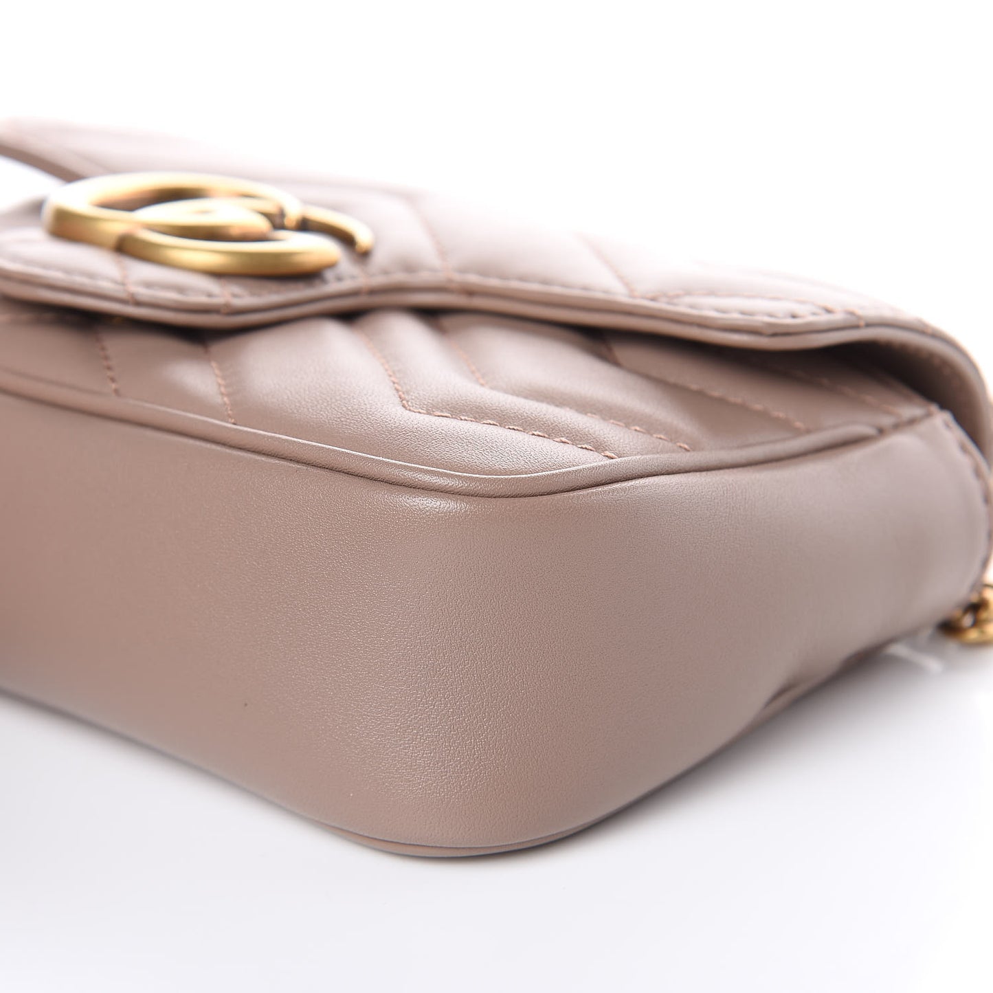 Calfskin Matelasse Super Mini GG Marmont Shoulder Bag Porcelain Rose