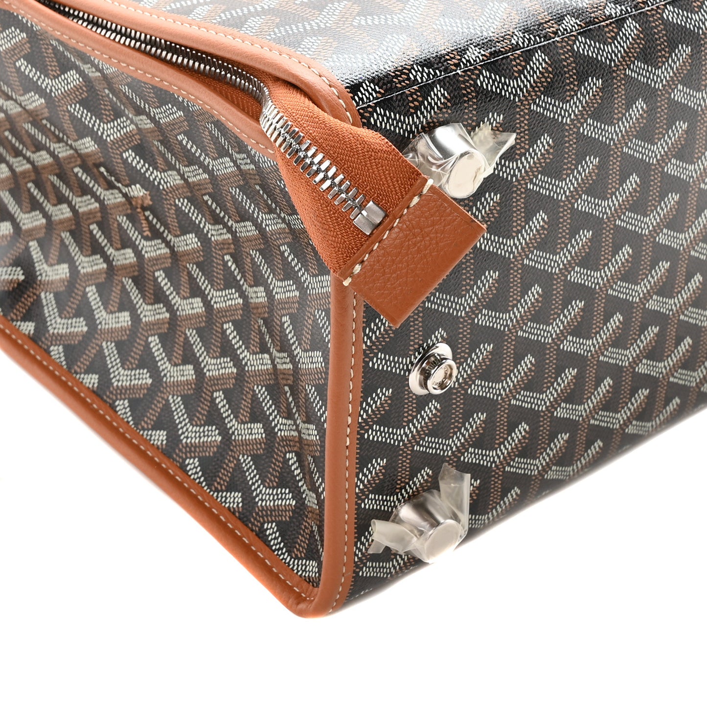 Goyardine Caravelle 50 Folding Suitcase Black Gold