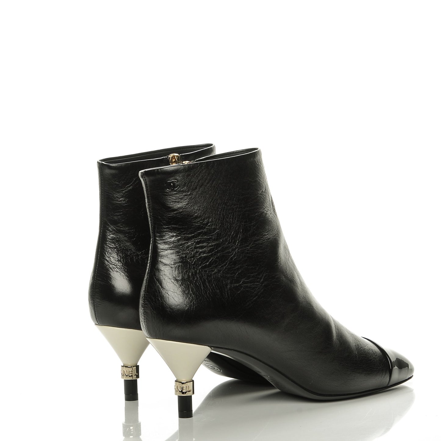 Crumpled Patent Calfskin Cap Toe Short Boots 40 Black